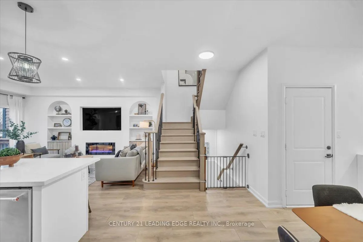 62 Longshore Way