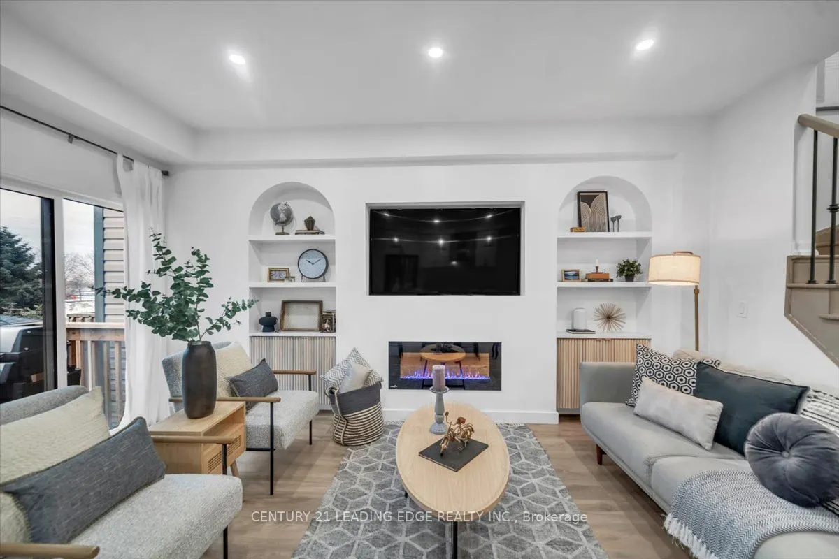62 Longshore Way