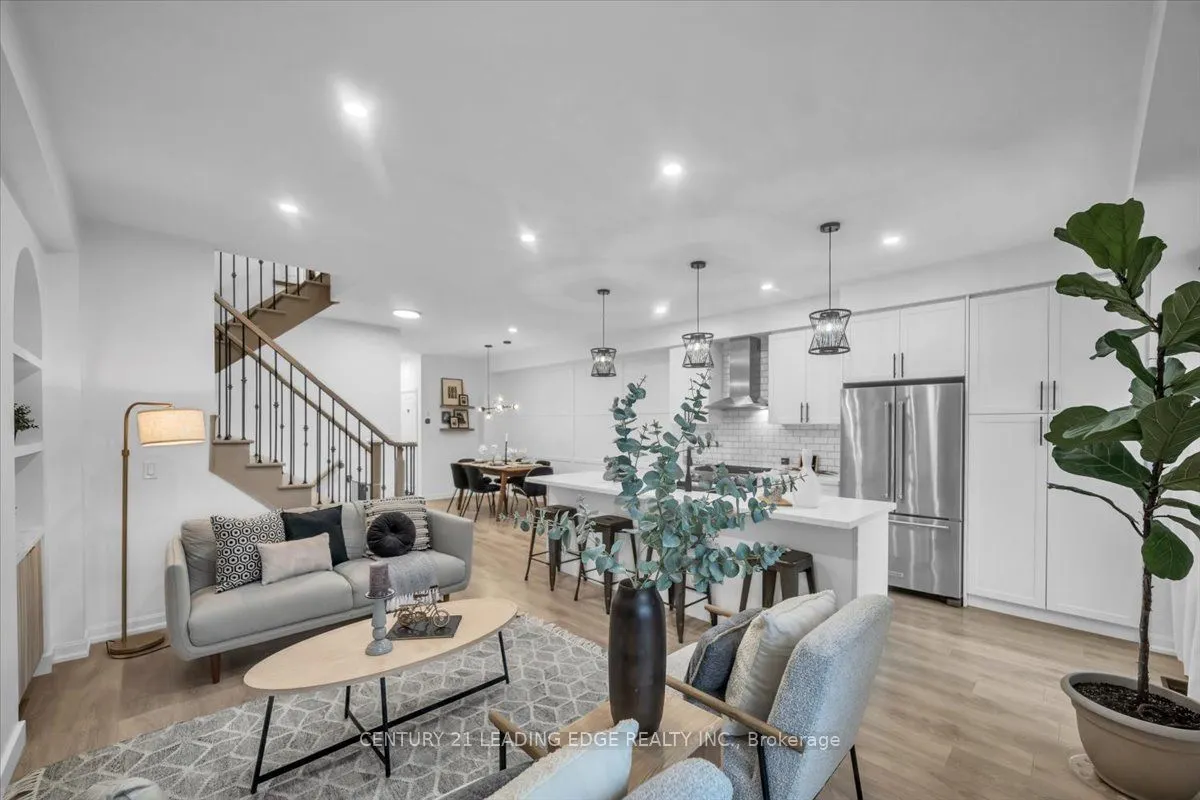 62 Longshore Way