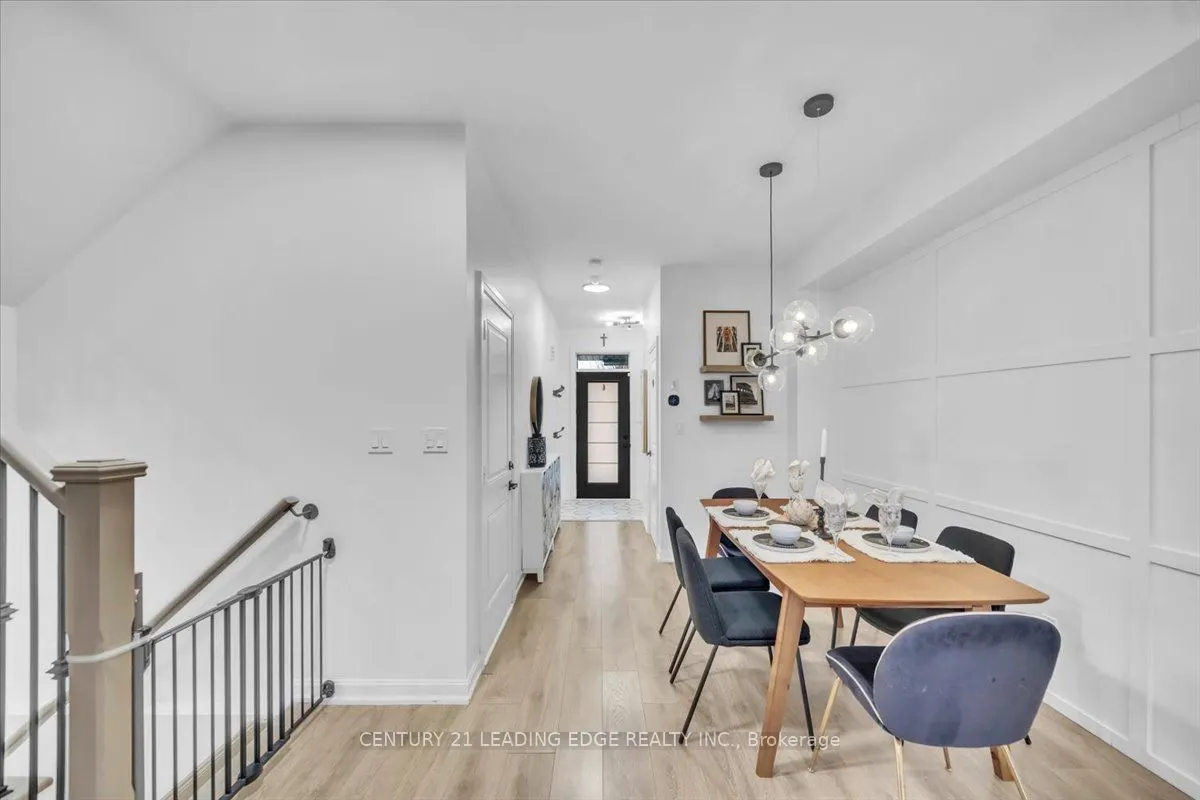 62 Longshore Way