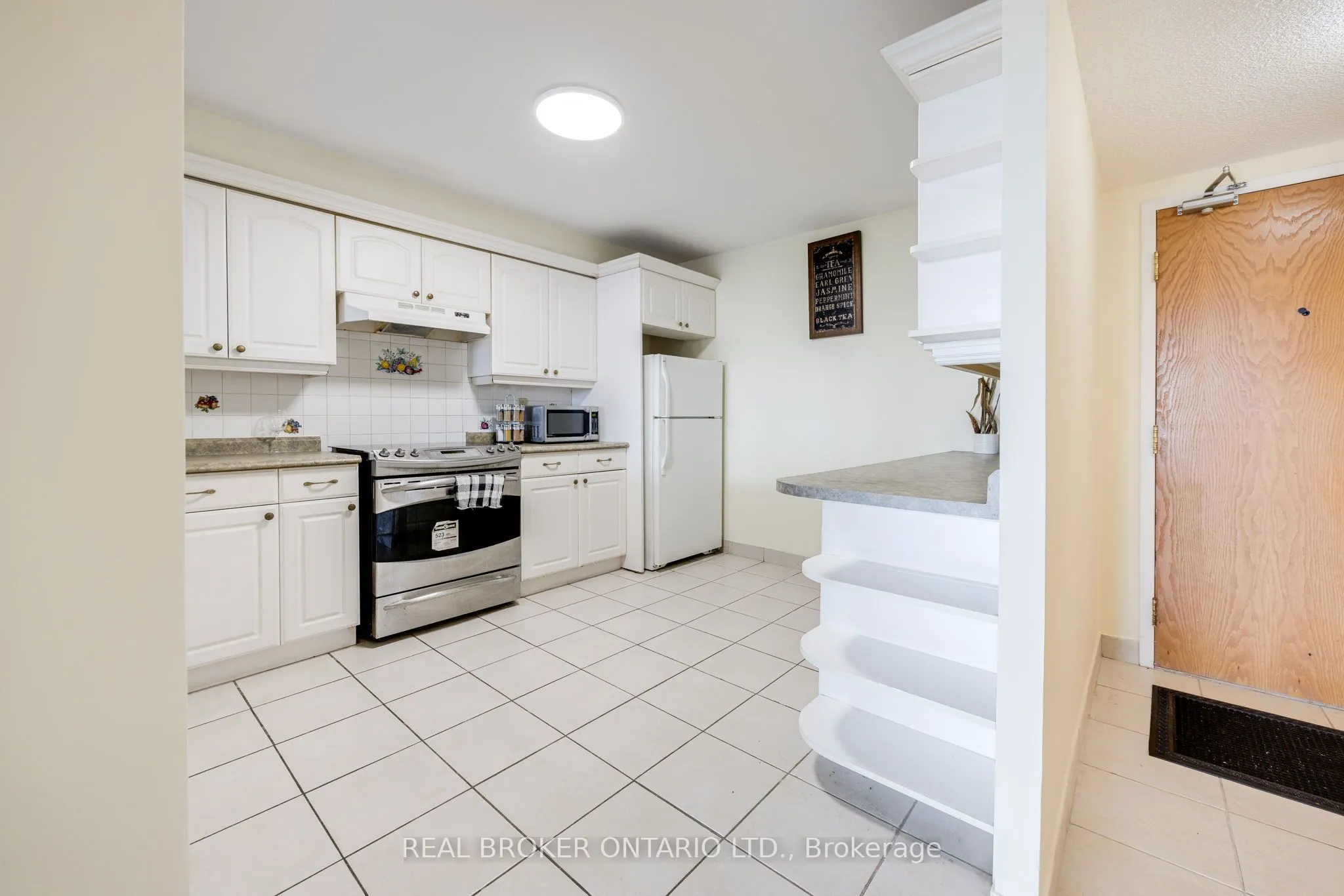 4727 Sheppard Avenue E, #608