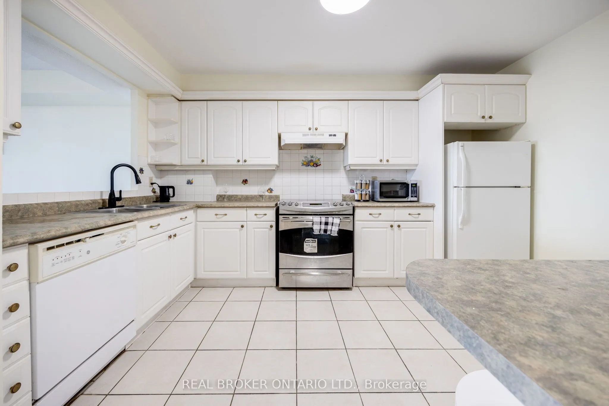 4727 Sheppard Avenue E, #608