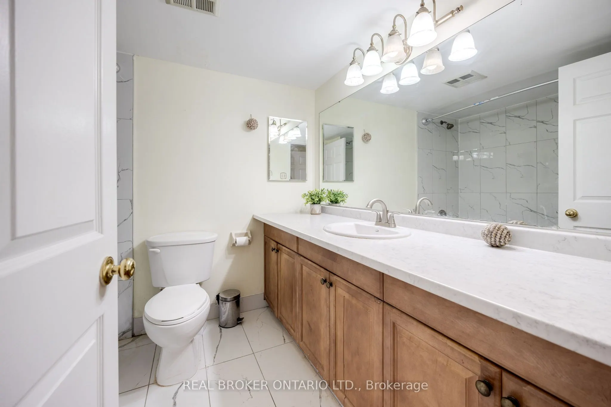 4727 Sheppard Avenue E, #608