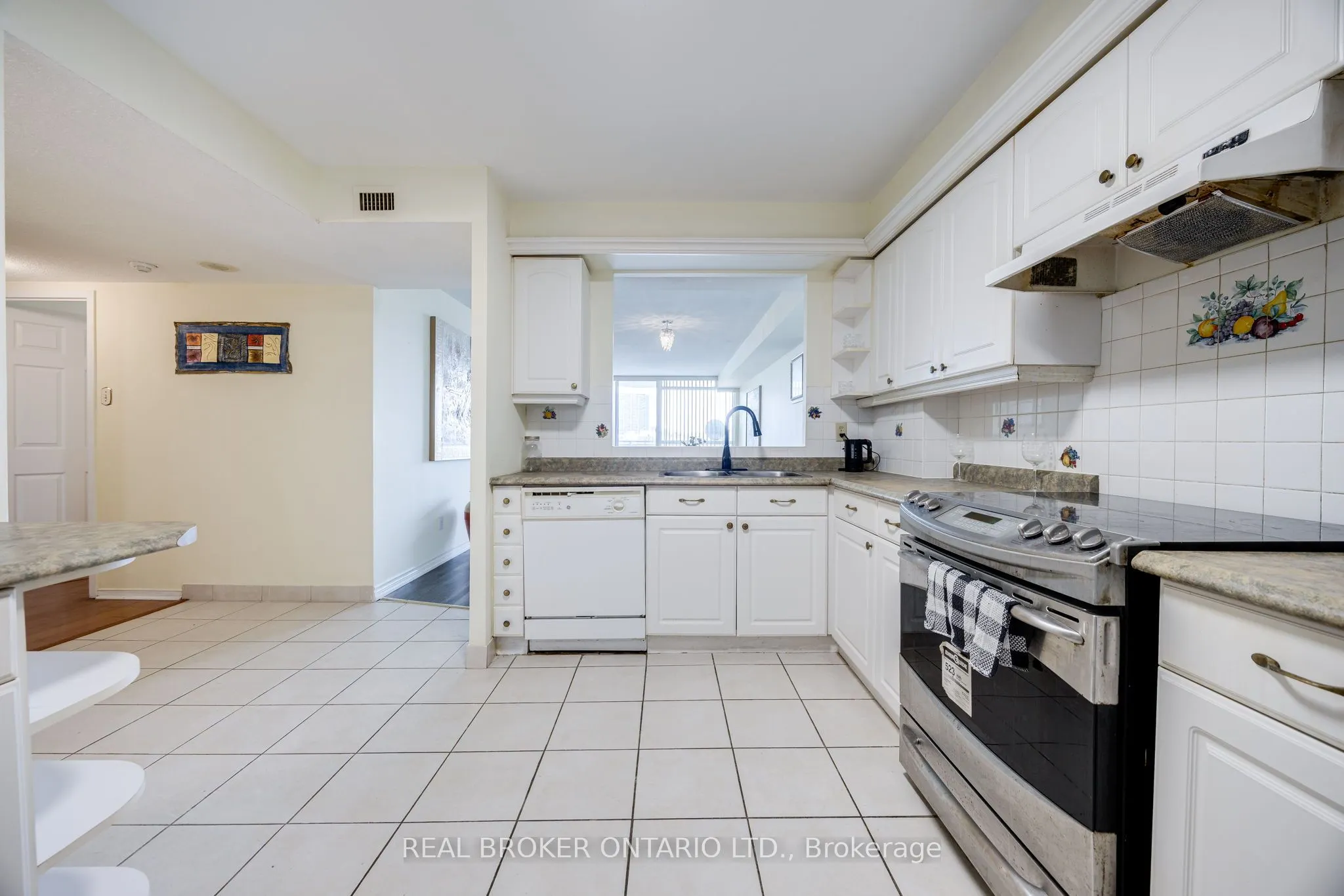 4727 Sheppard Avenue E, #608