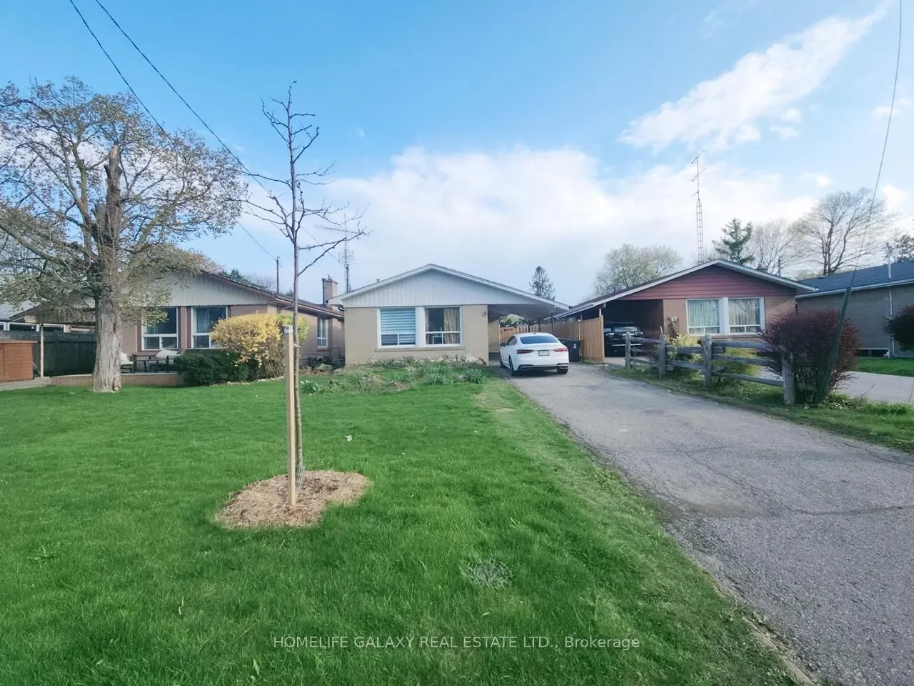 19 Deerfield Road