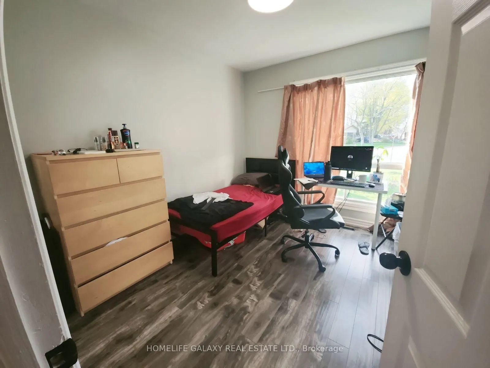 19 Deerfield Road