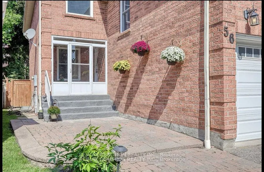 56 Deverill Crescent, #Upper