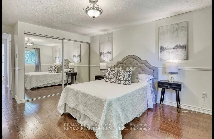 56 Deverill Crescent, #Upper