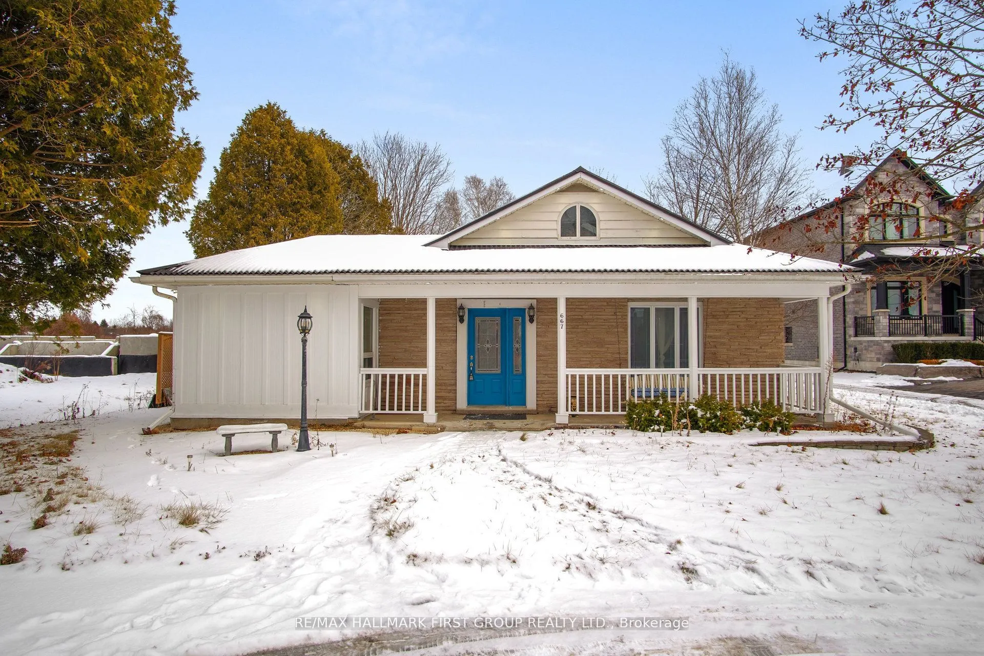 667 Townline Road N