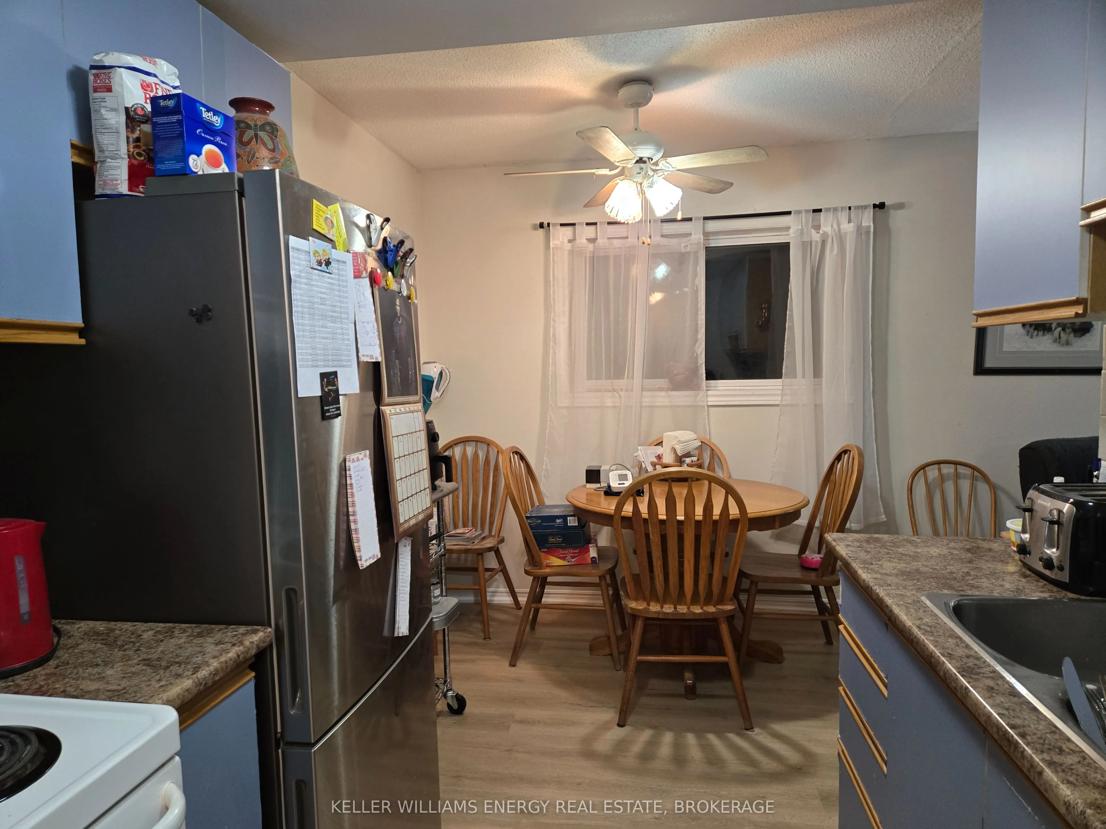 576 Mary Street E, #107