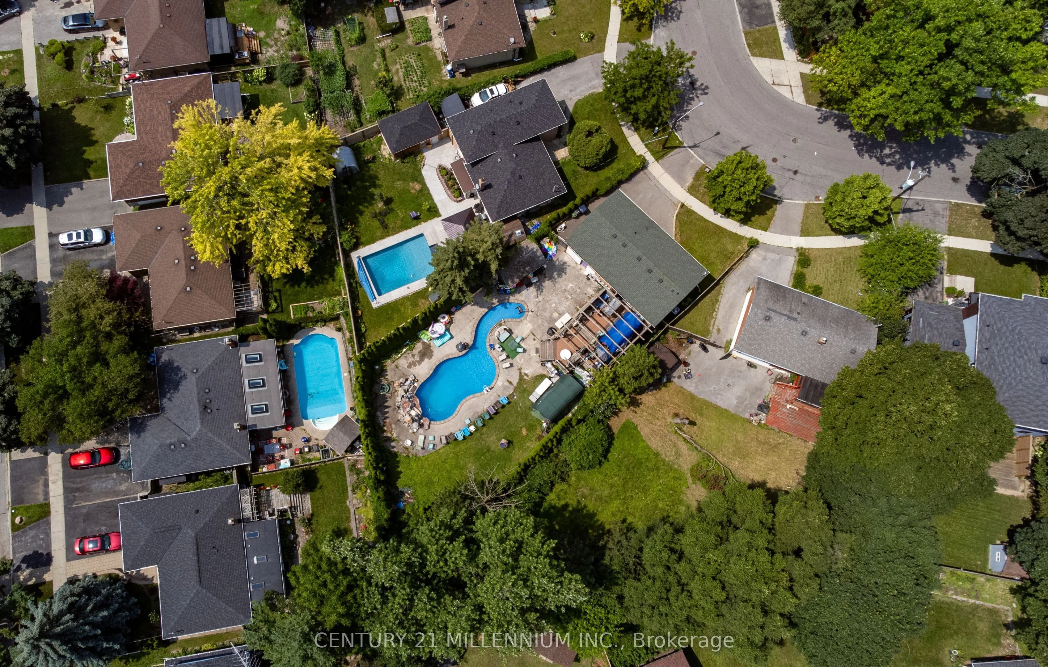 15 Benary Crescent