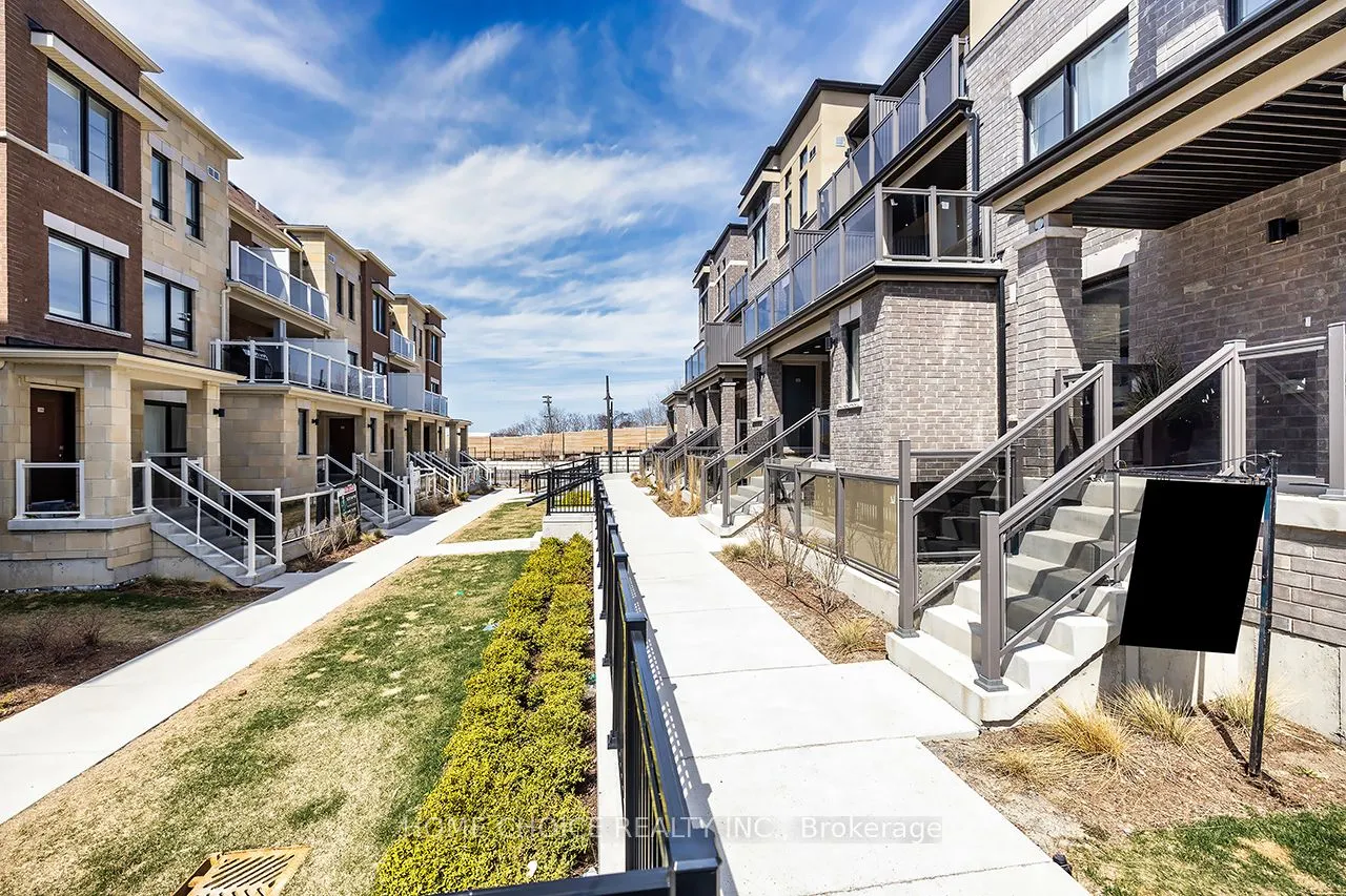 26B Lookout Drive, #15