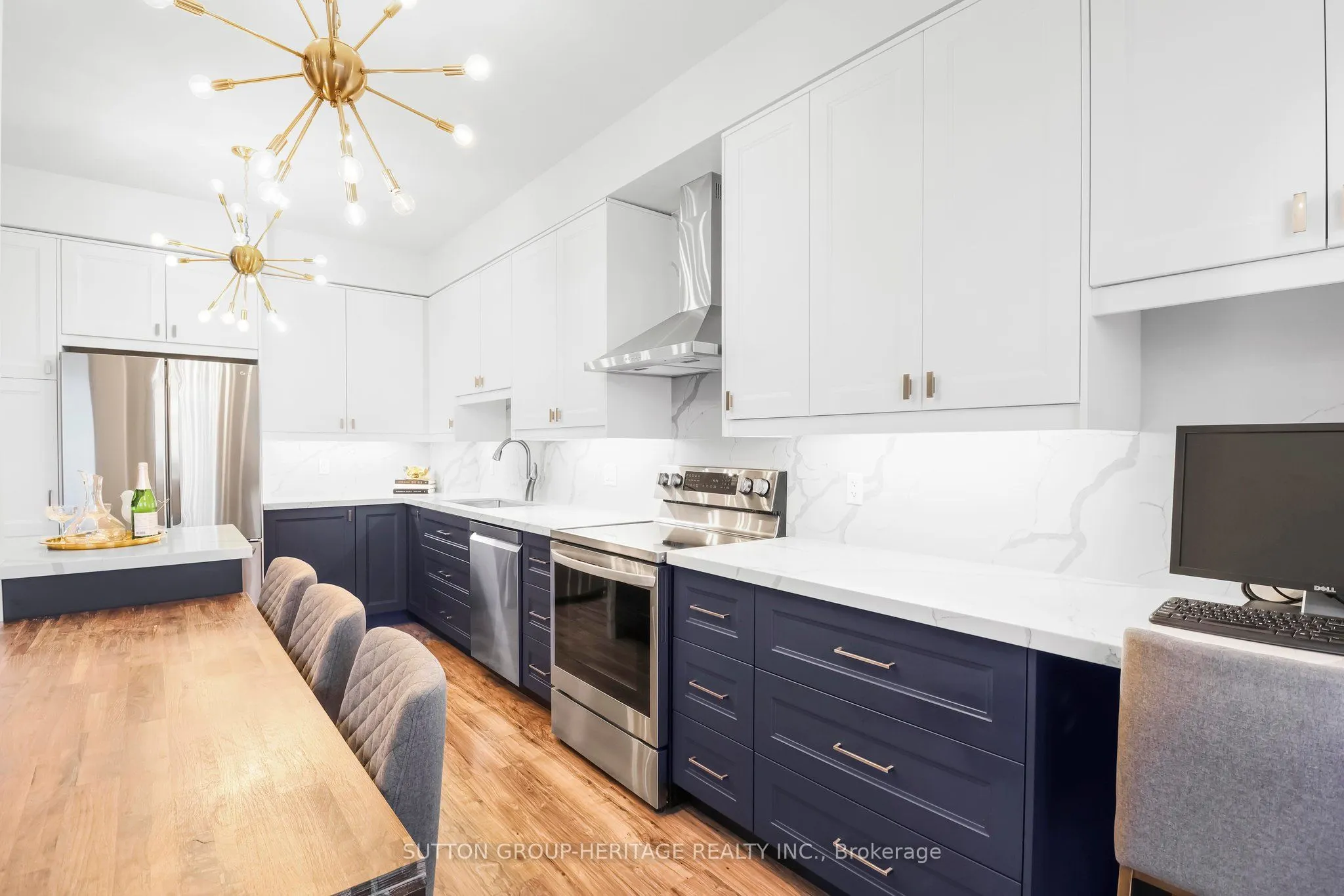 38 Lee Centre Drive, #PH 501