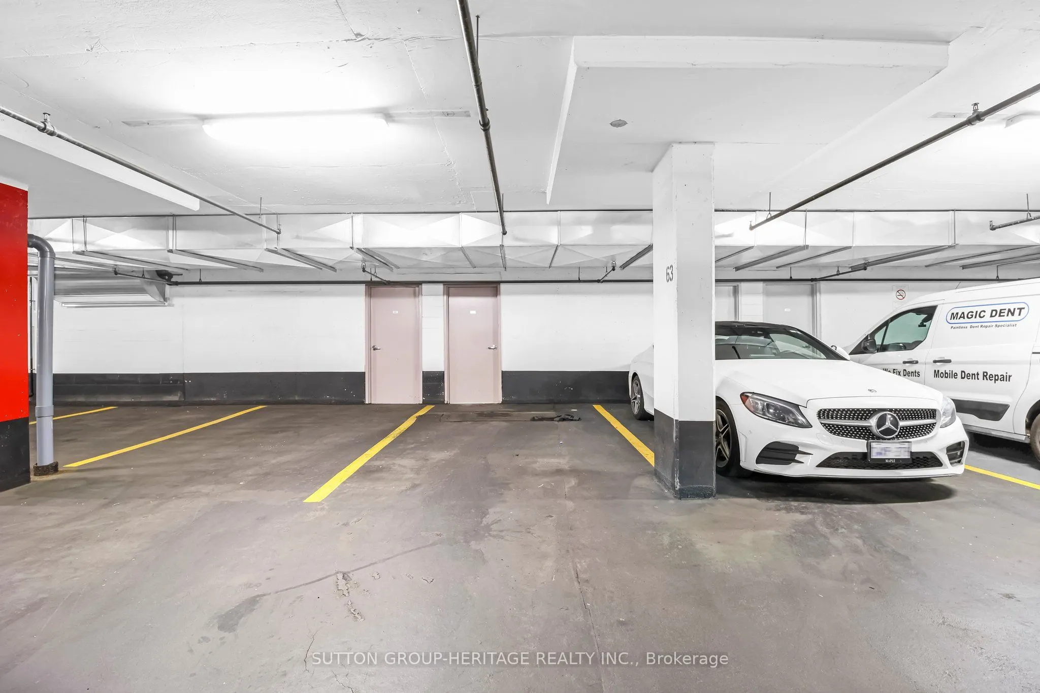 38 Lee Centre Drive, #PH 501
