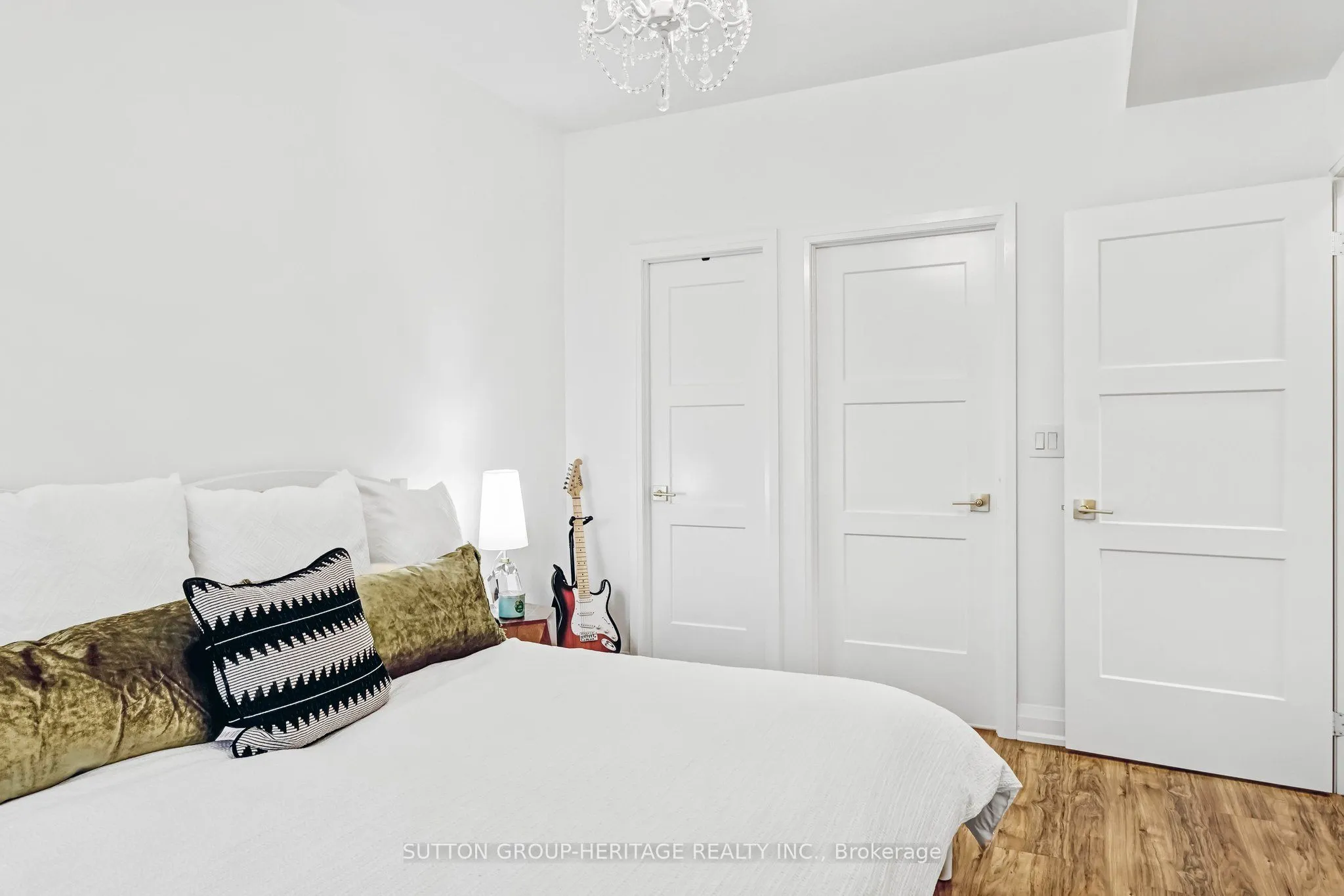 38 Lee Centre Drive, #PH 501
