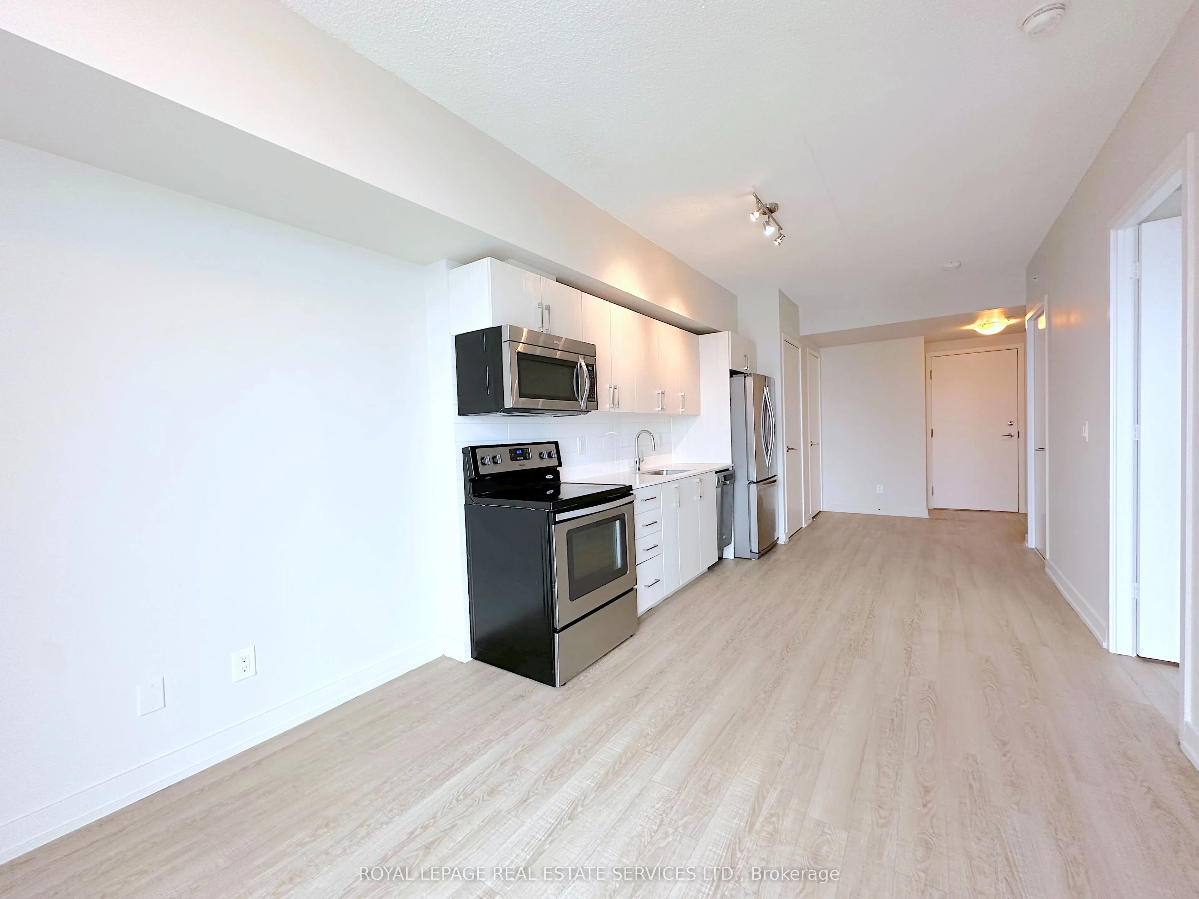 763 Woodbine Avenue, #605