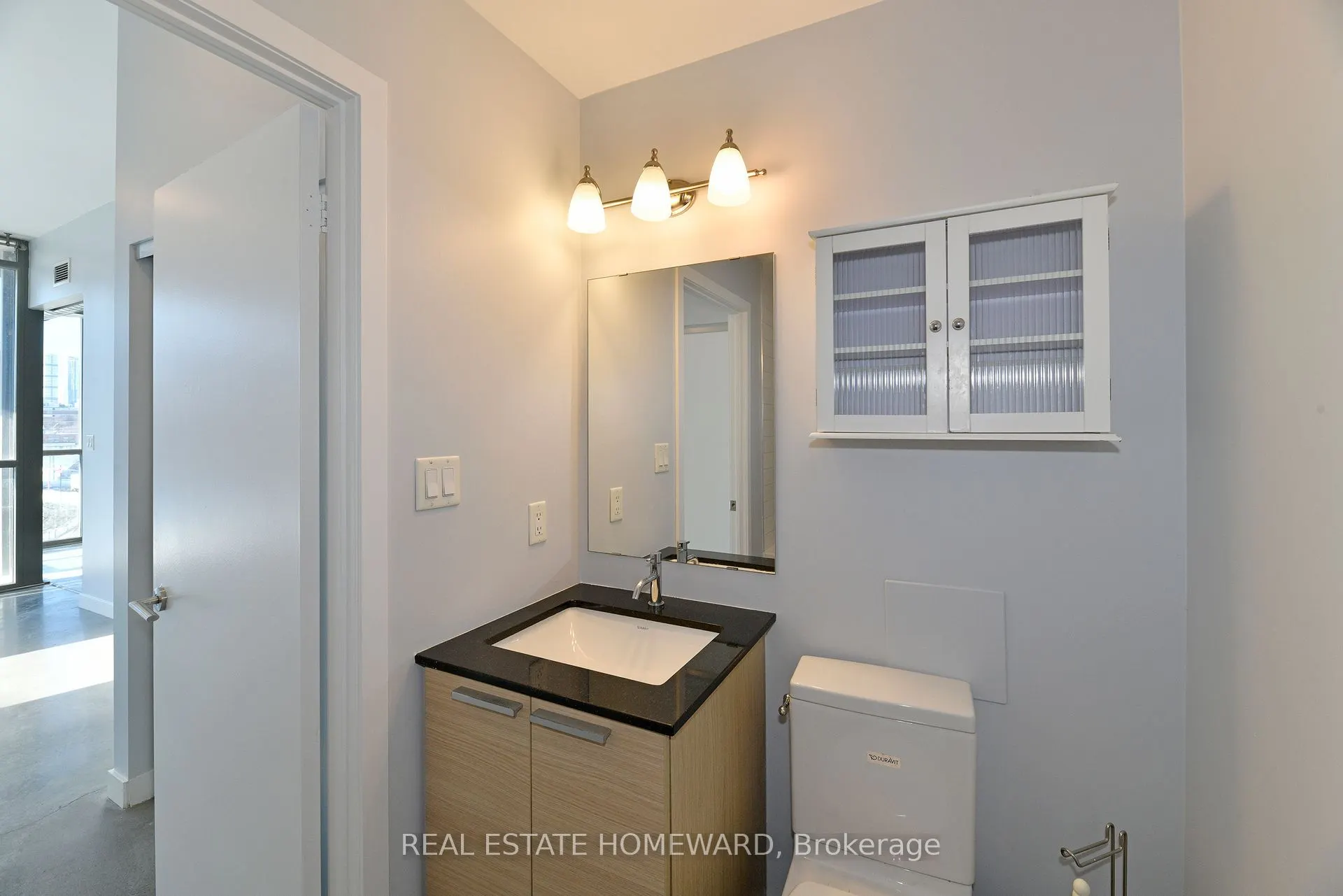 625 Queen Street E, #504