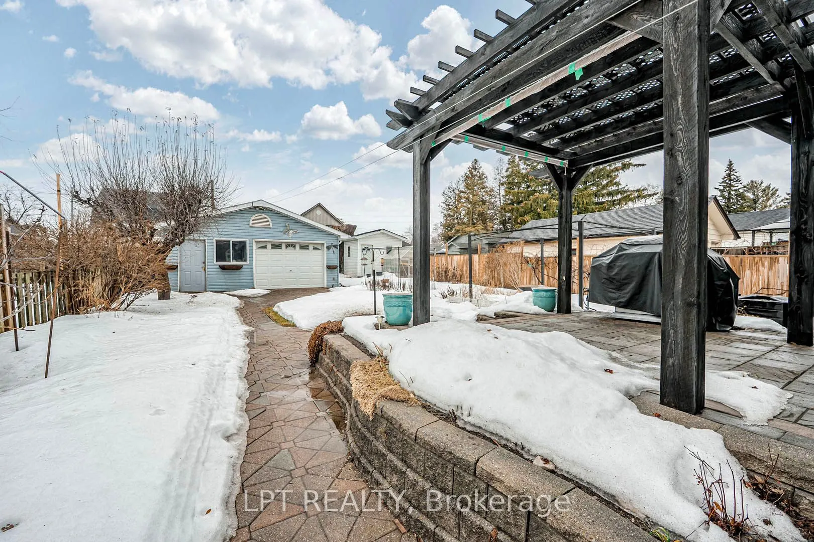 1116 Green Street