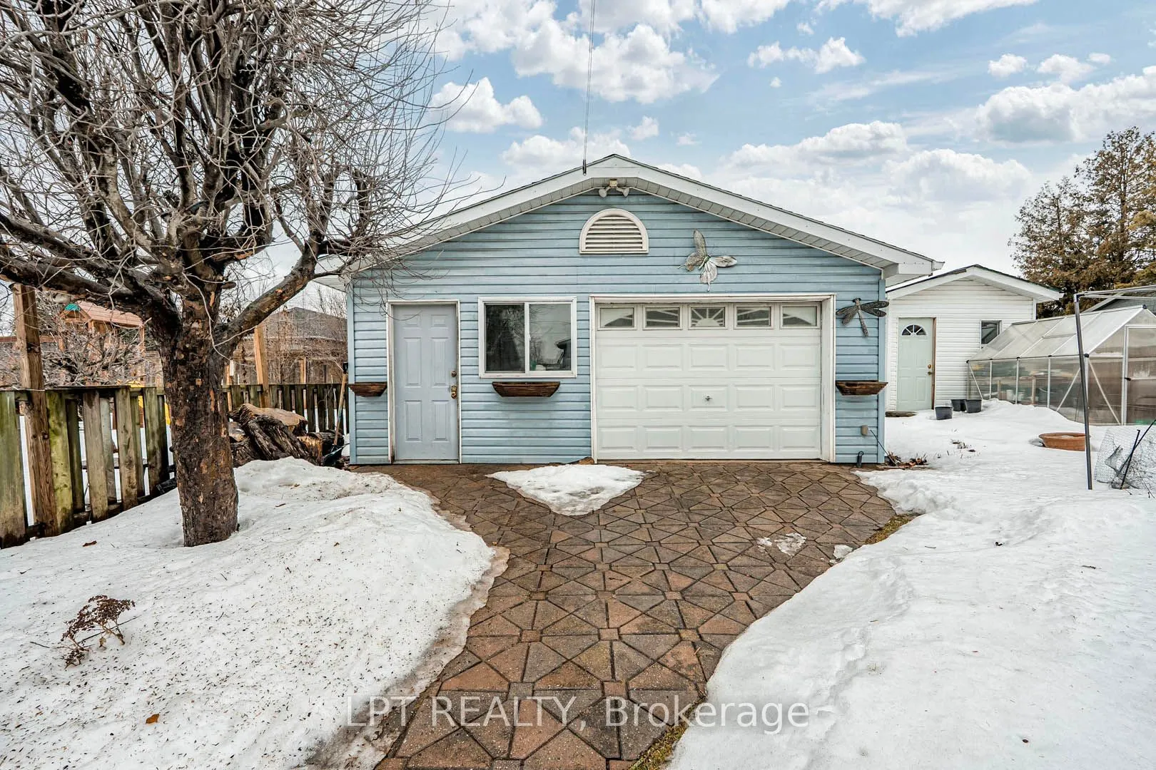 1116 Green Street