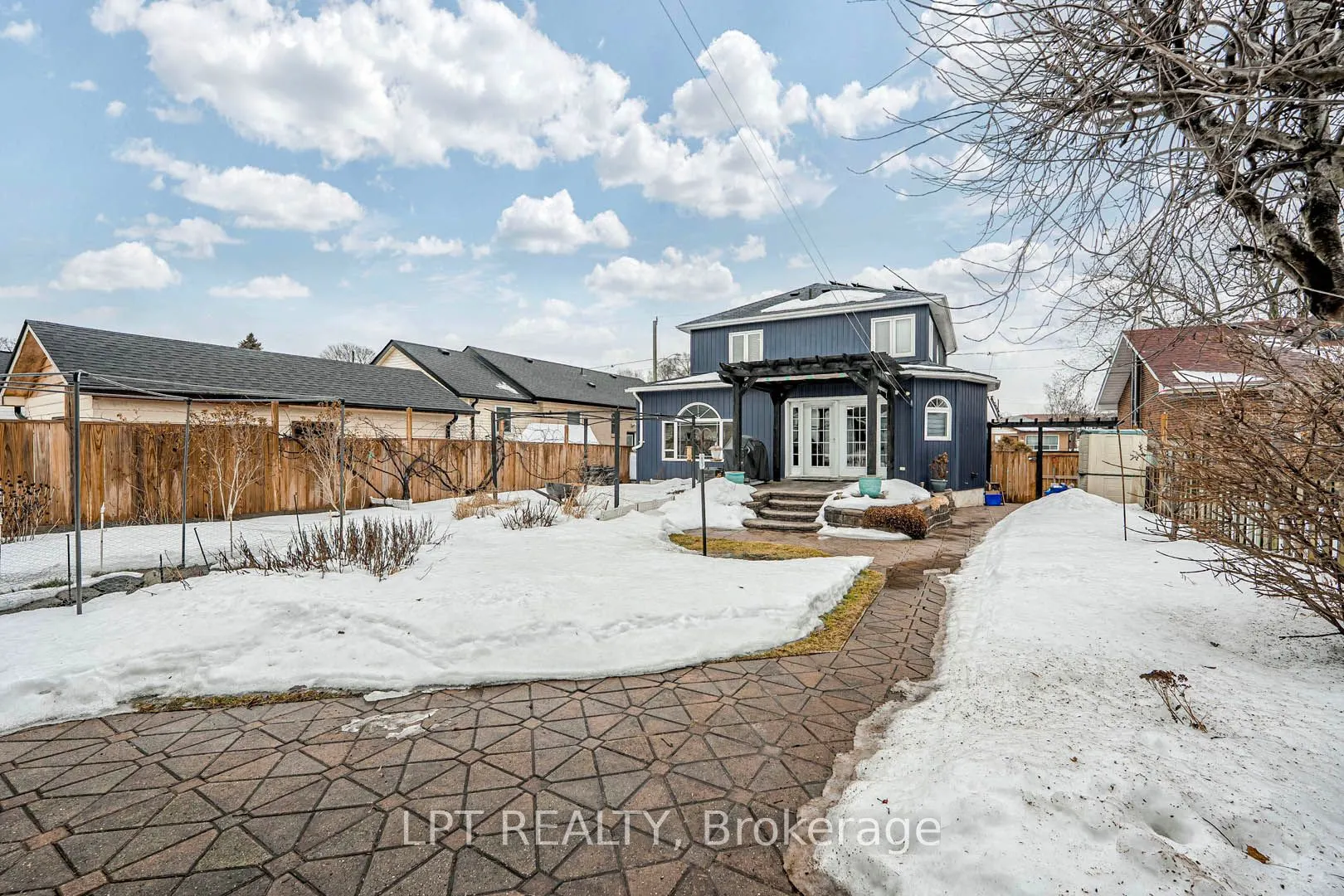 1116 Green Street