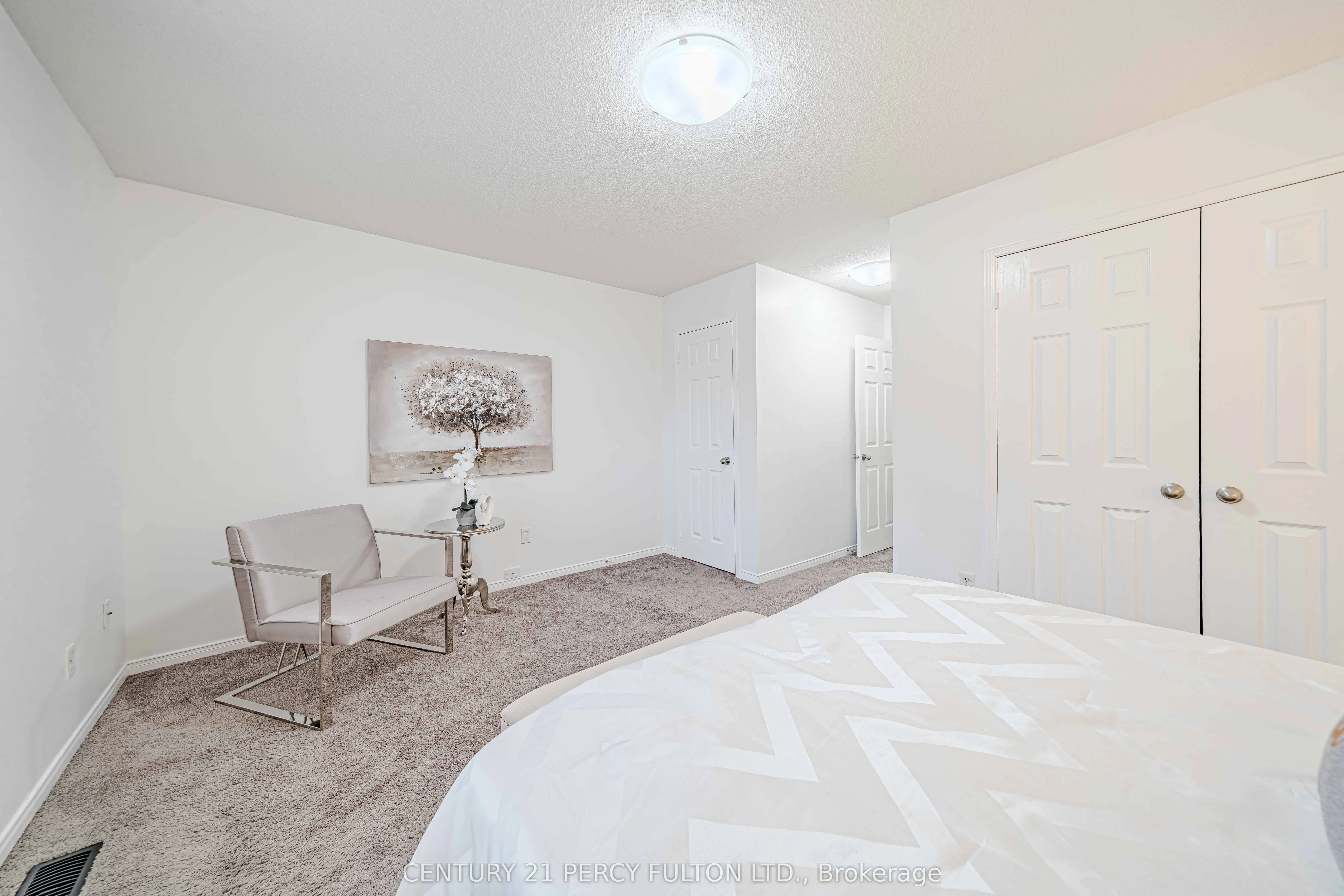 6 Arbuckle Way