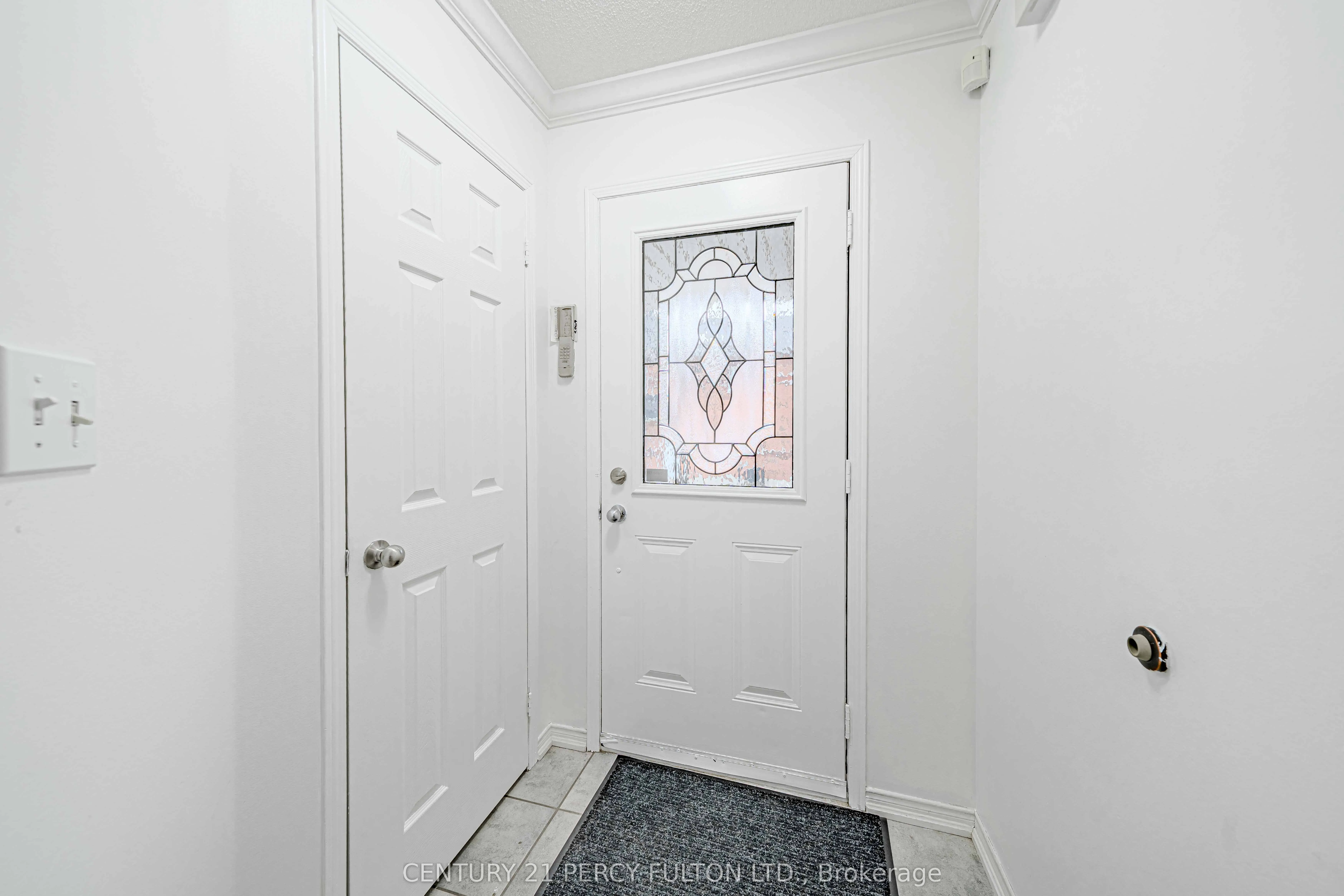6 Arbuckle Way