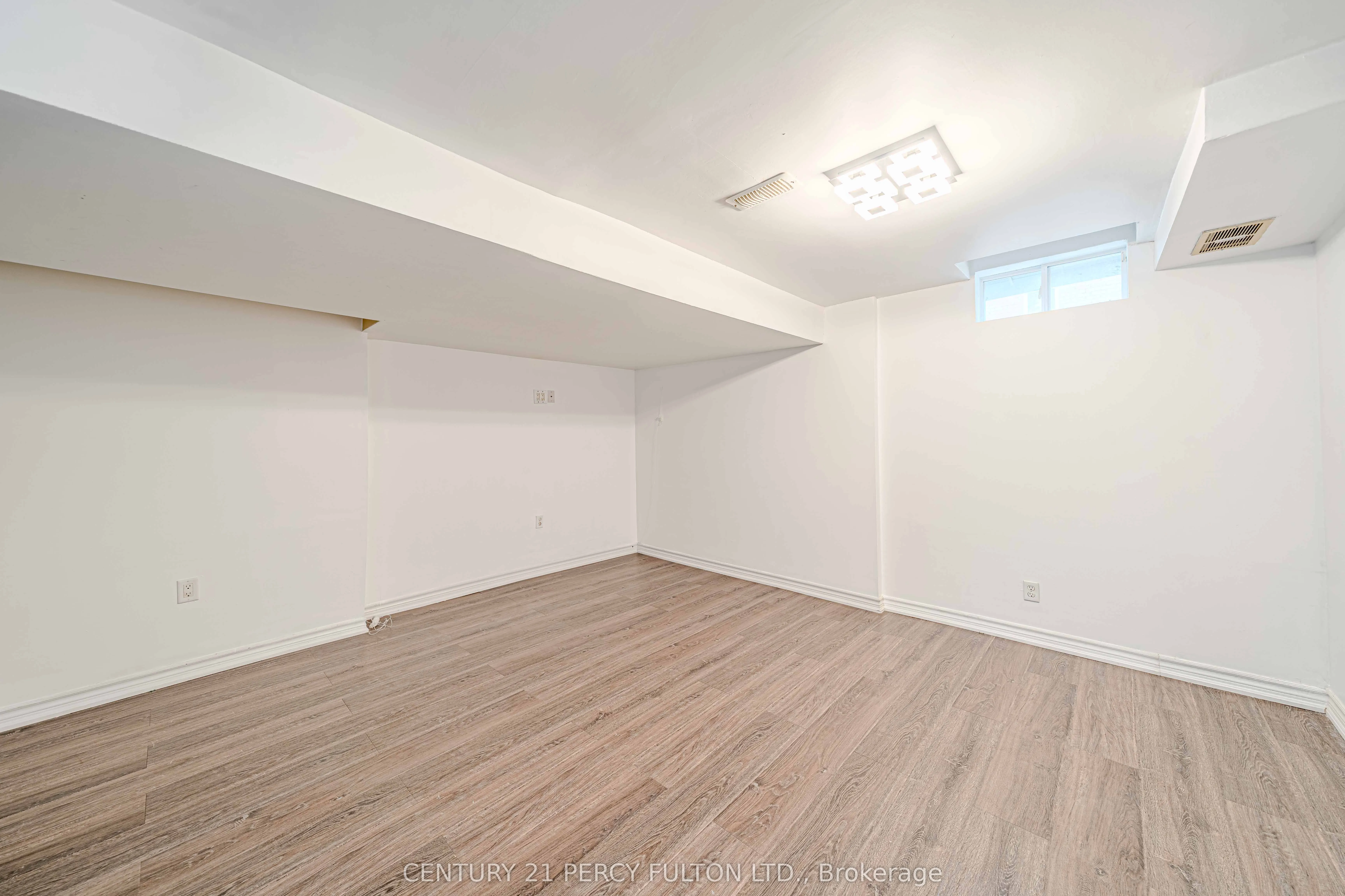 6 Arbuckle Way