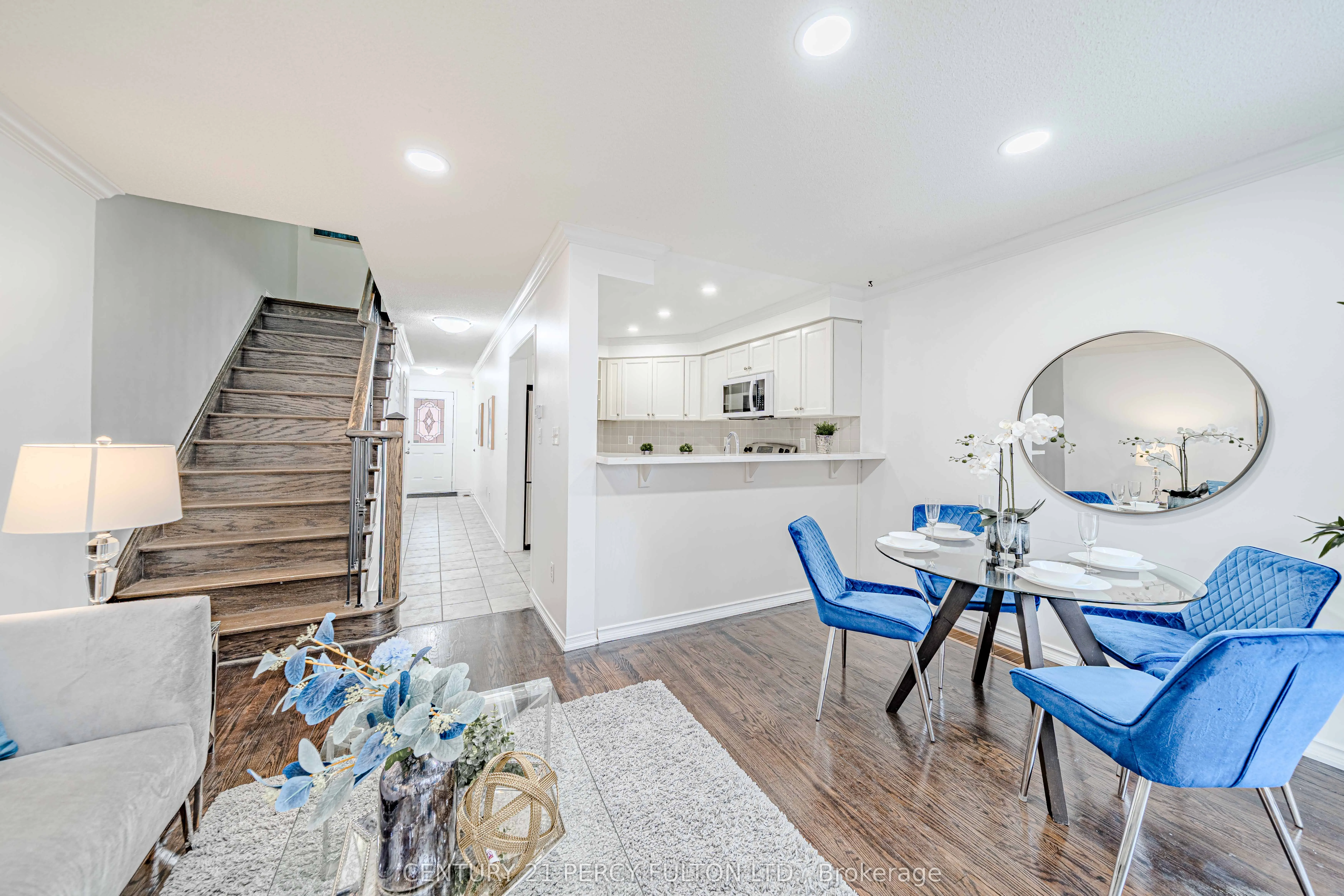 6 Arbuckle Way