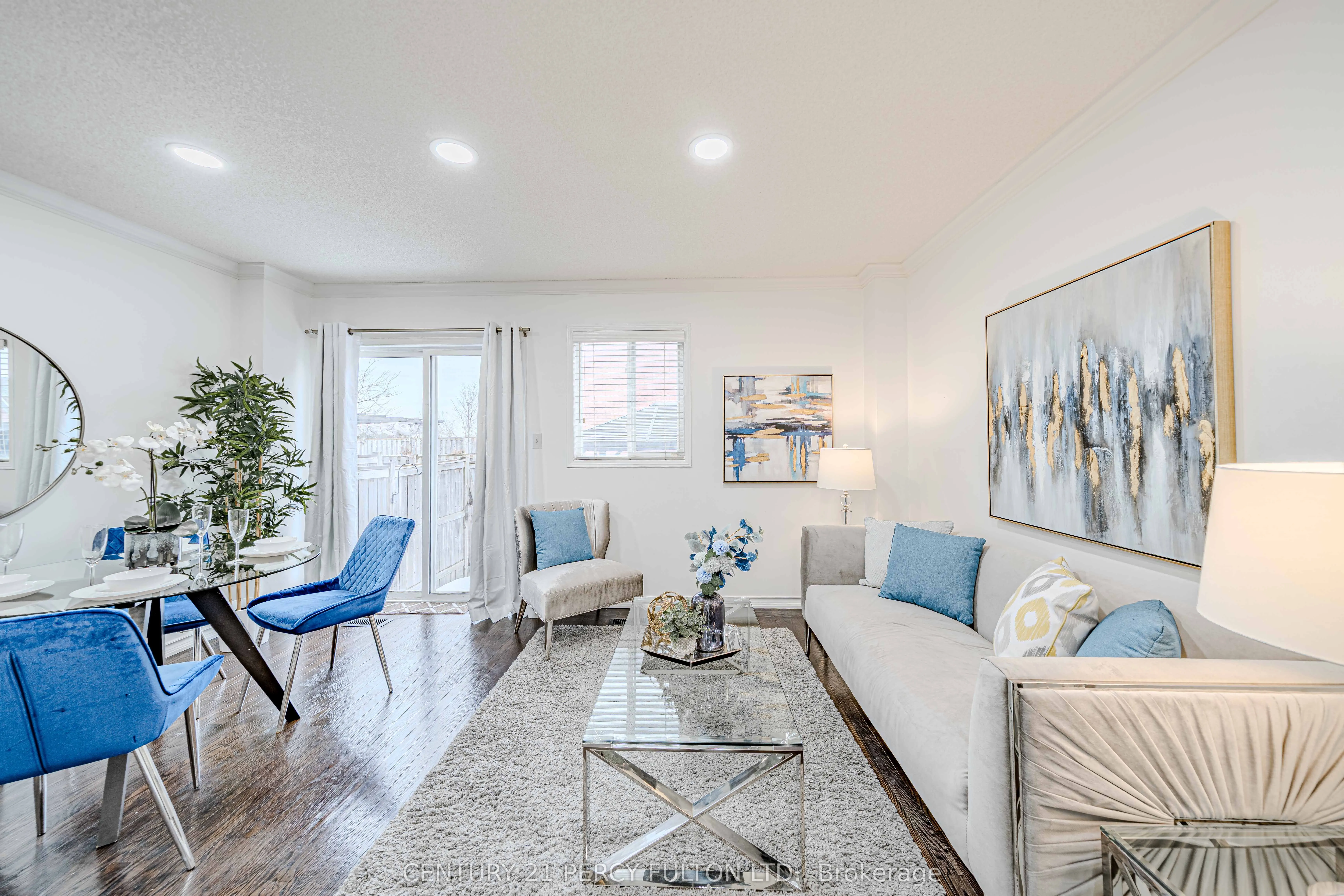 6 Arbuckle Way