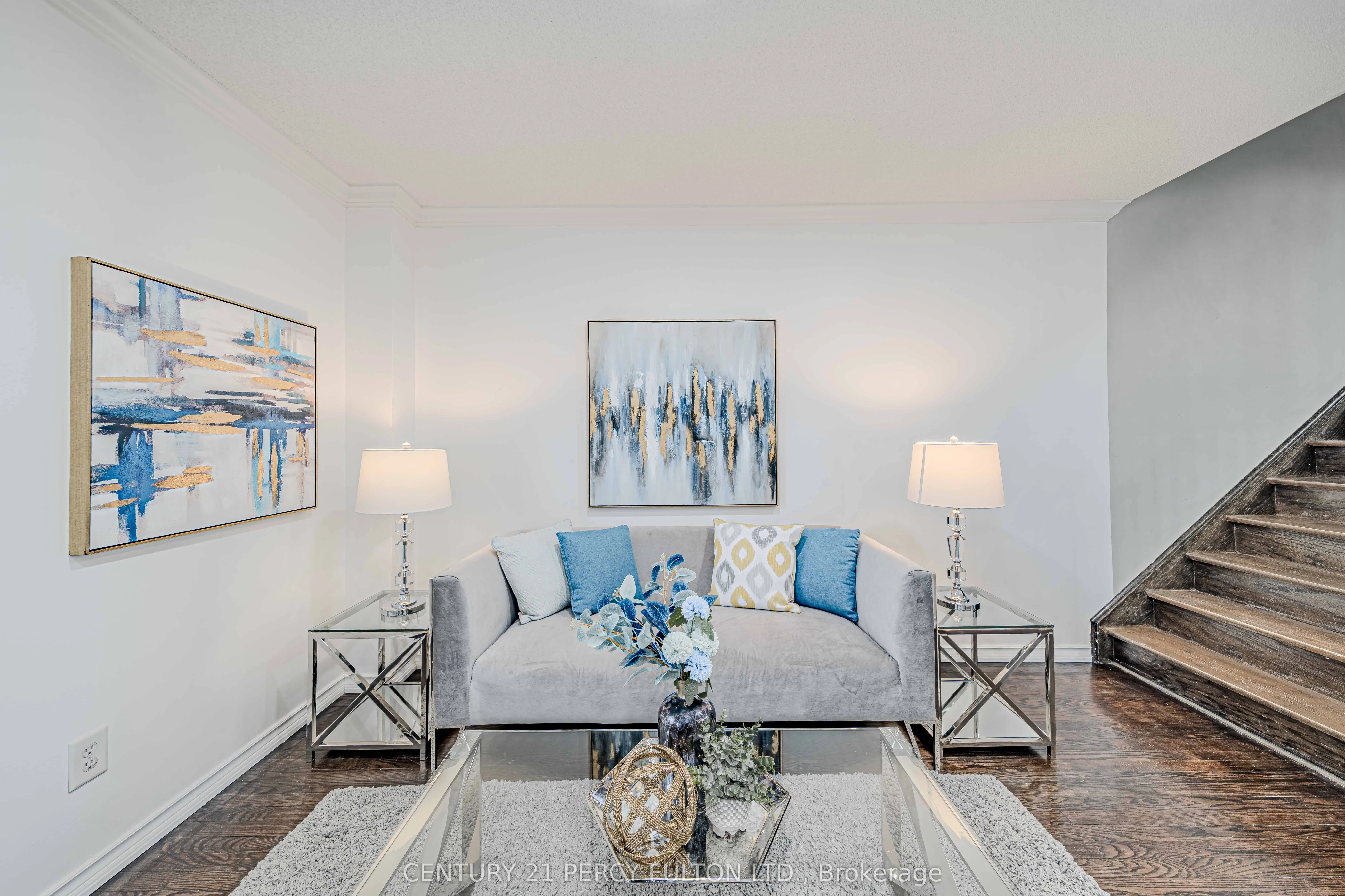 6 Arbuckle Way