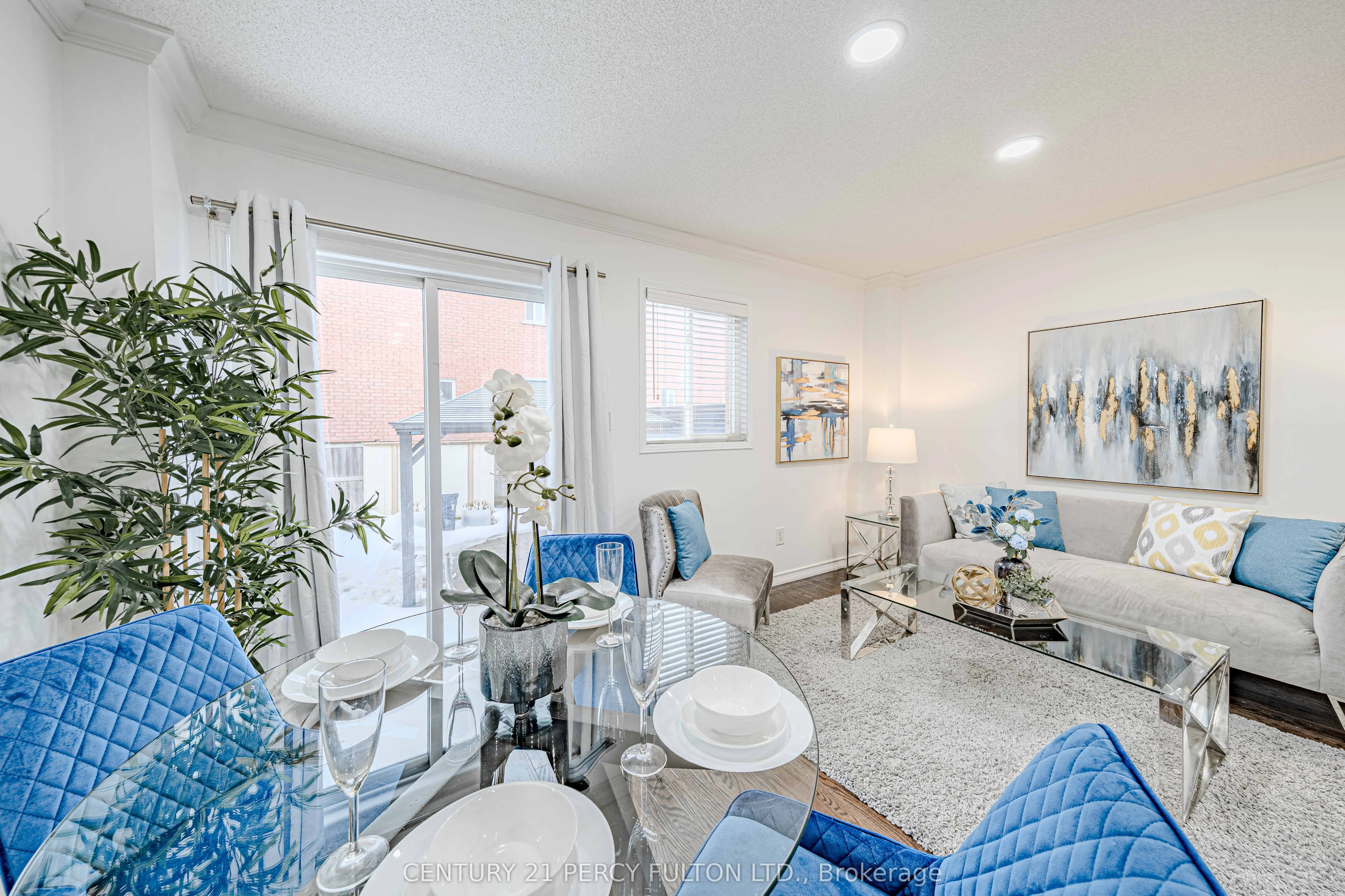 6 Arbuckle Way