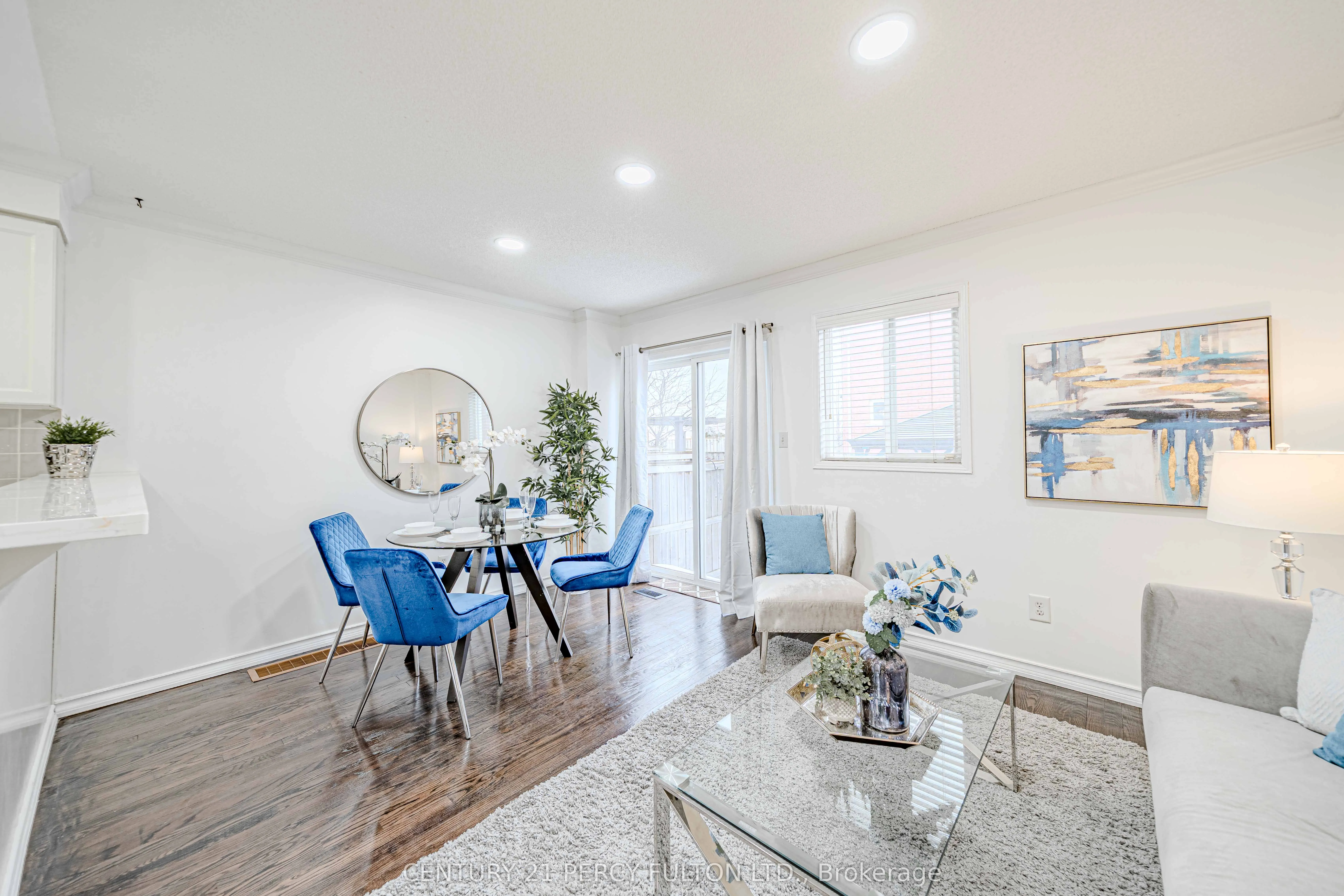 6 Arbuckle Way