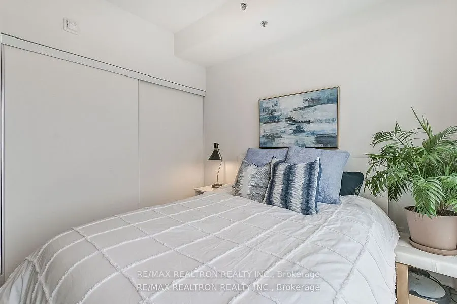 90 Glen Everest Road, #324