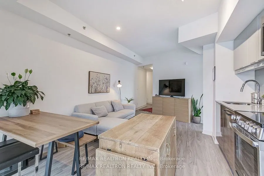 90 Glen Everest Road, #324