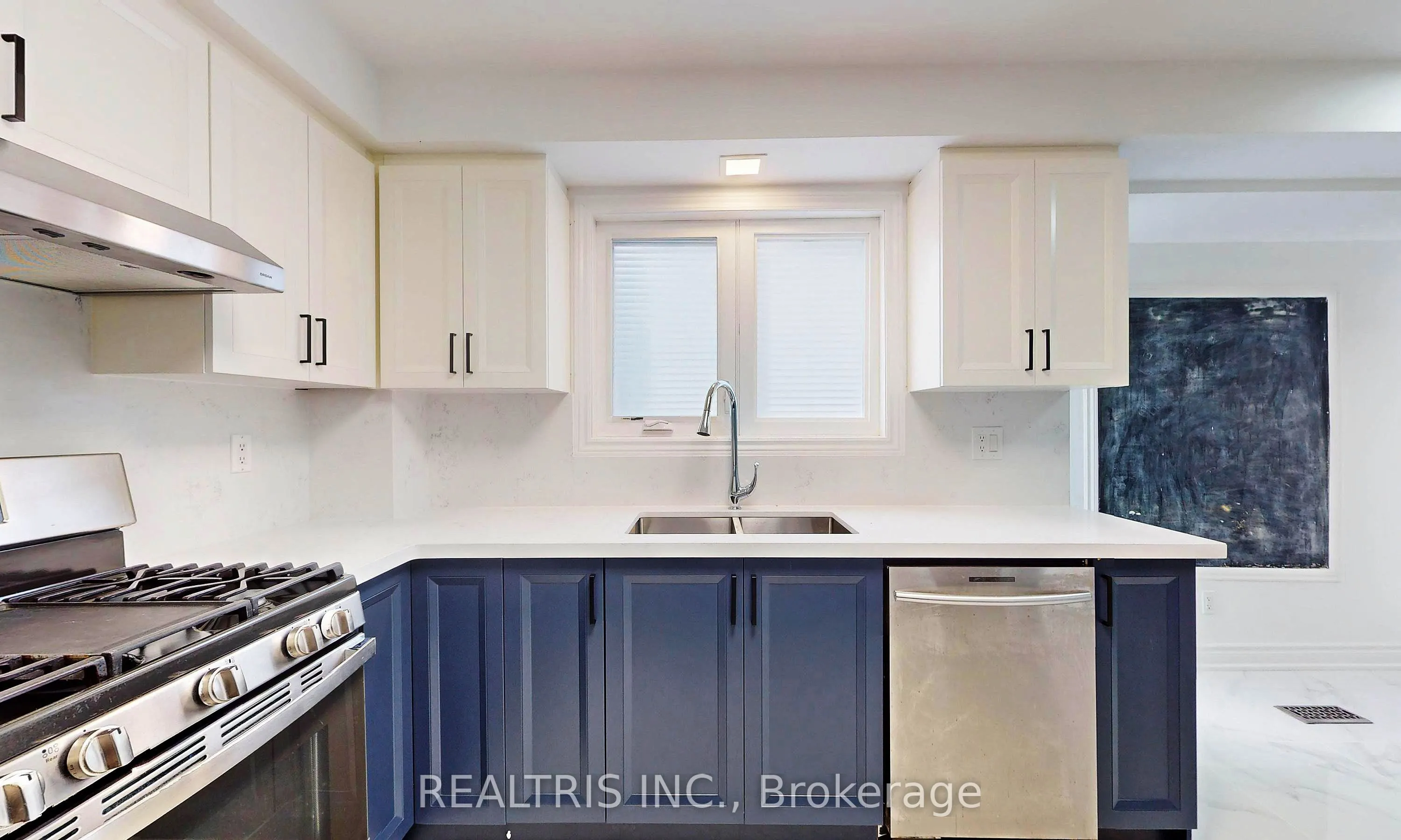 113 Bassett Boulevard, #Upper