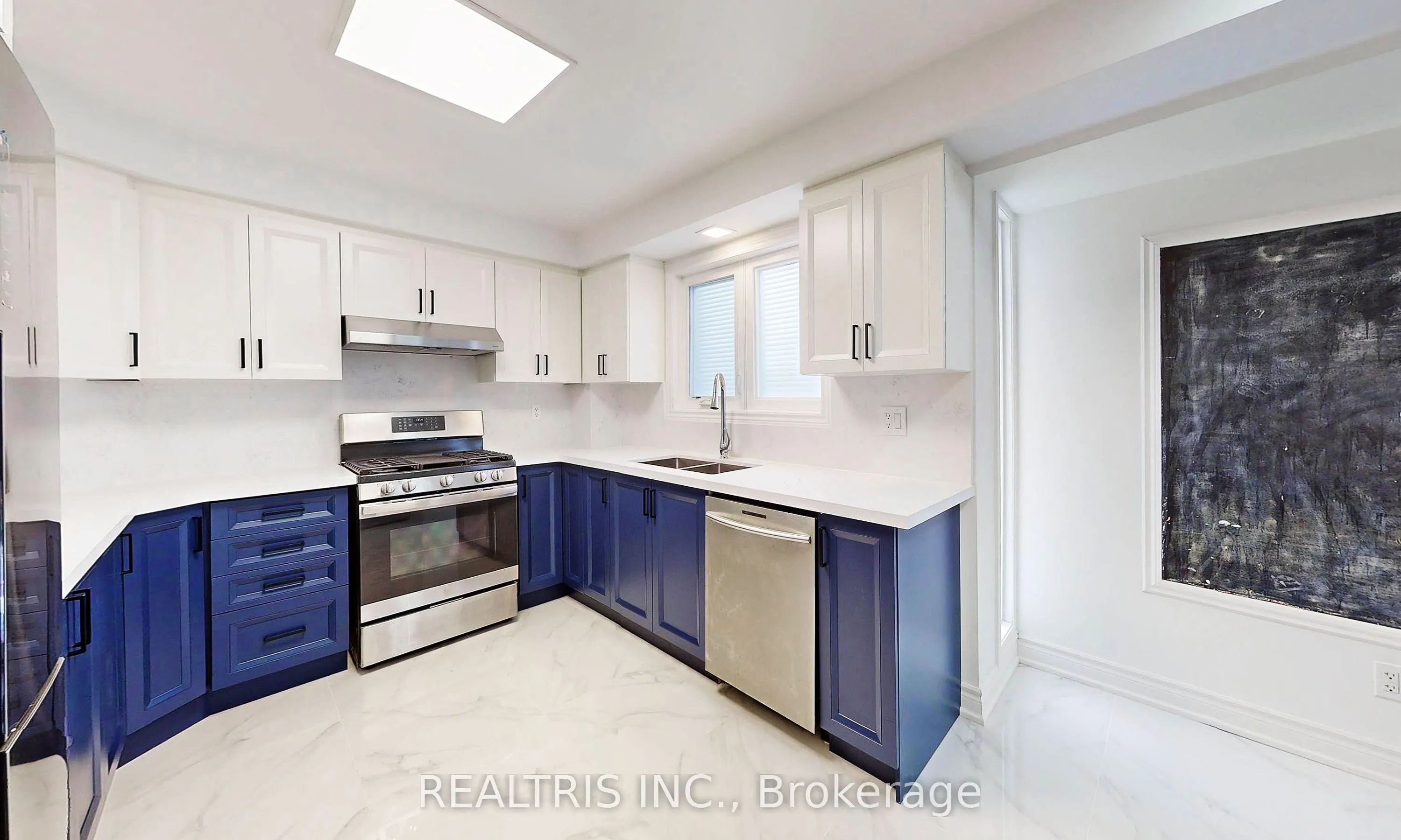 113 Bassett Boulevard, #Upper