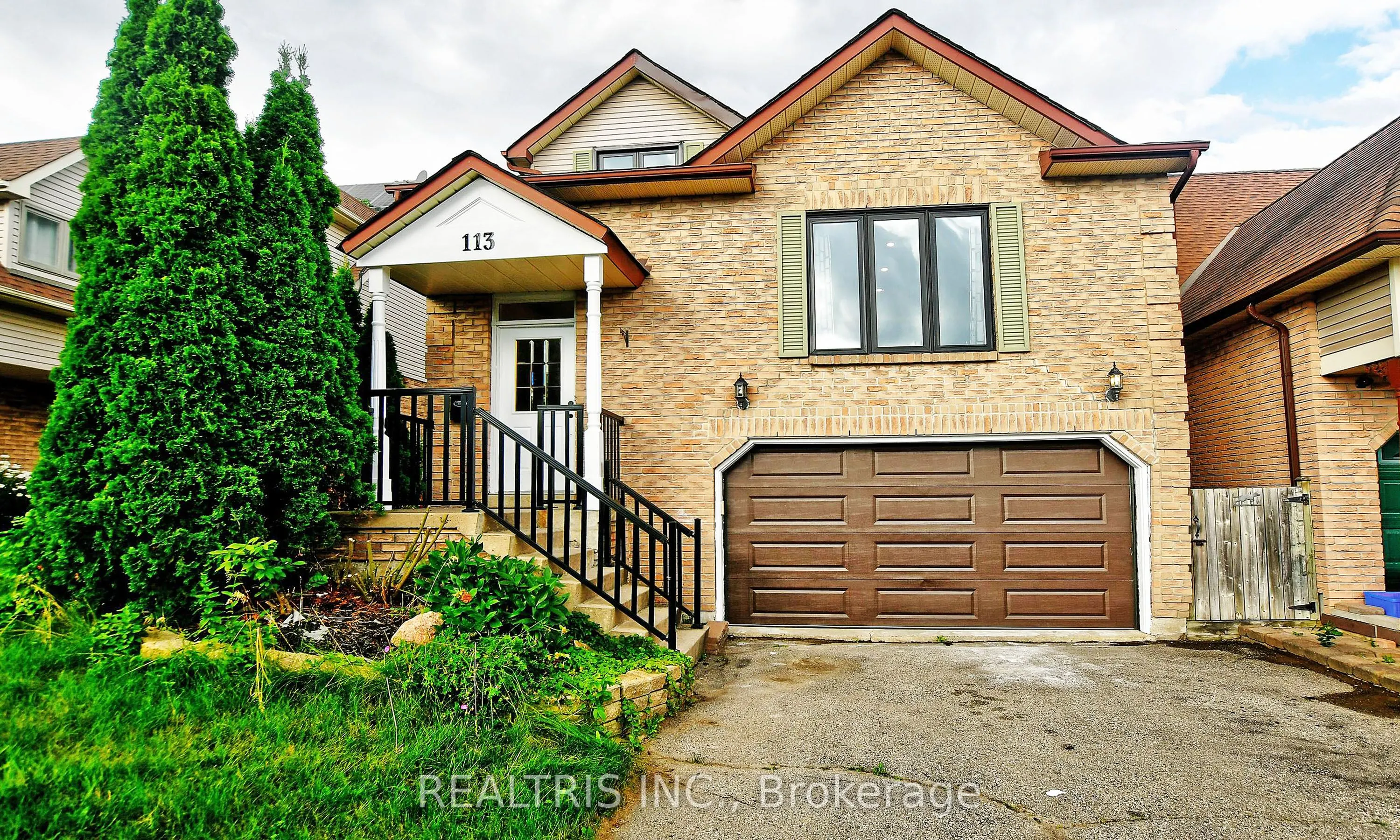 113 Bassett Boulevard, #Upper