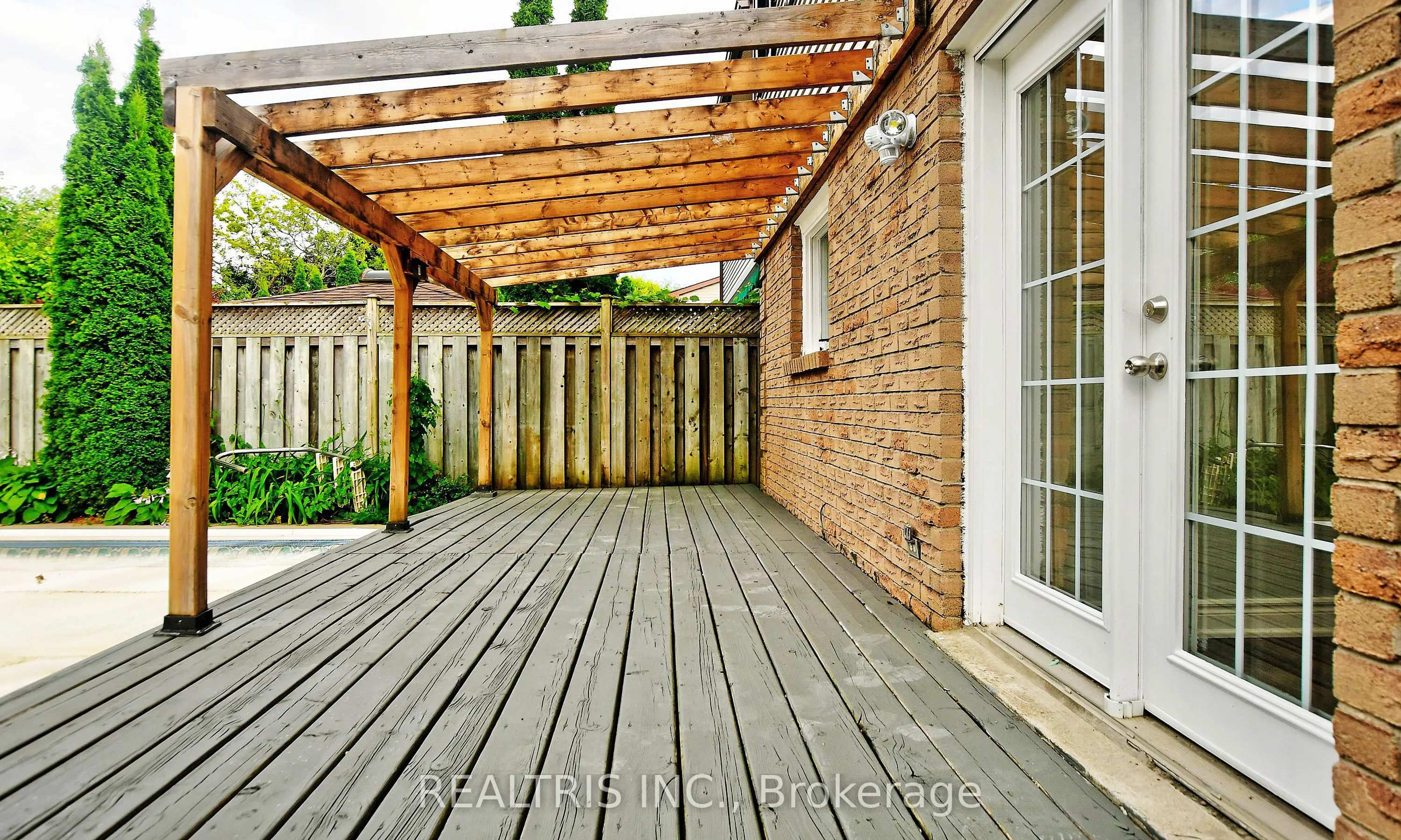 113 Bassett Boulevard, #Upper