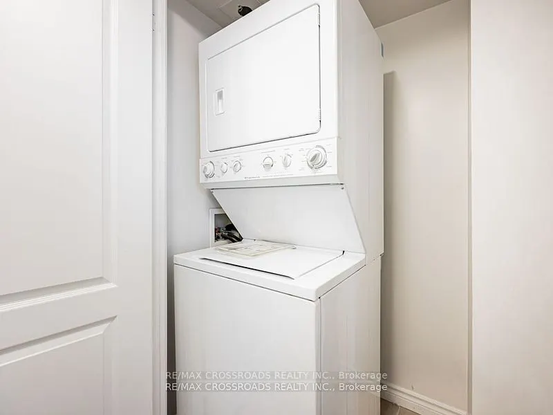2020 Mcnicoll Avenue, #1011
