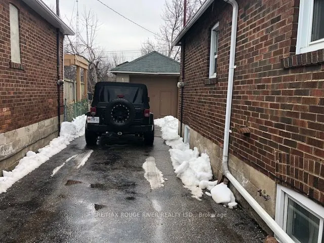 36 Manderley Drive