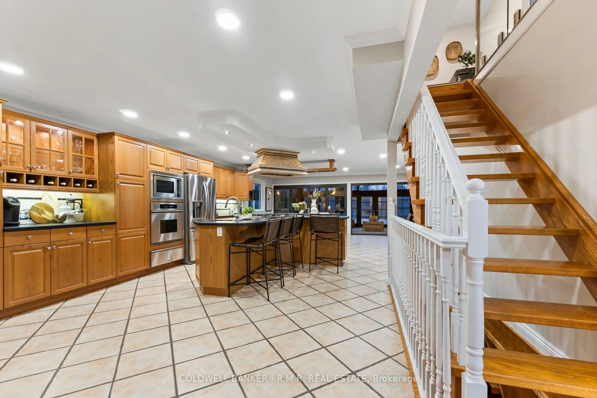 536 Riverside Drive