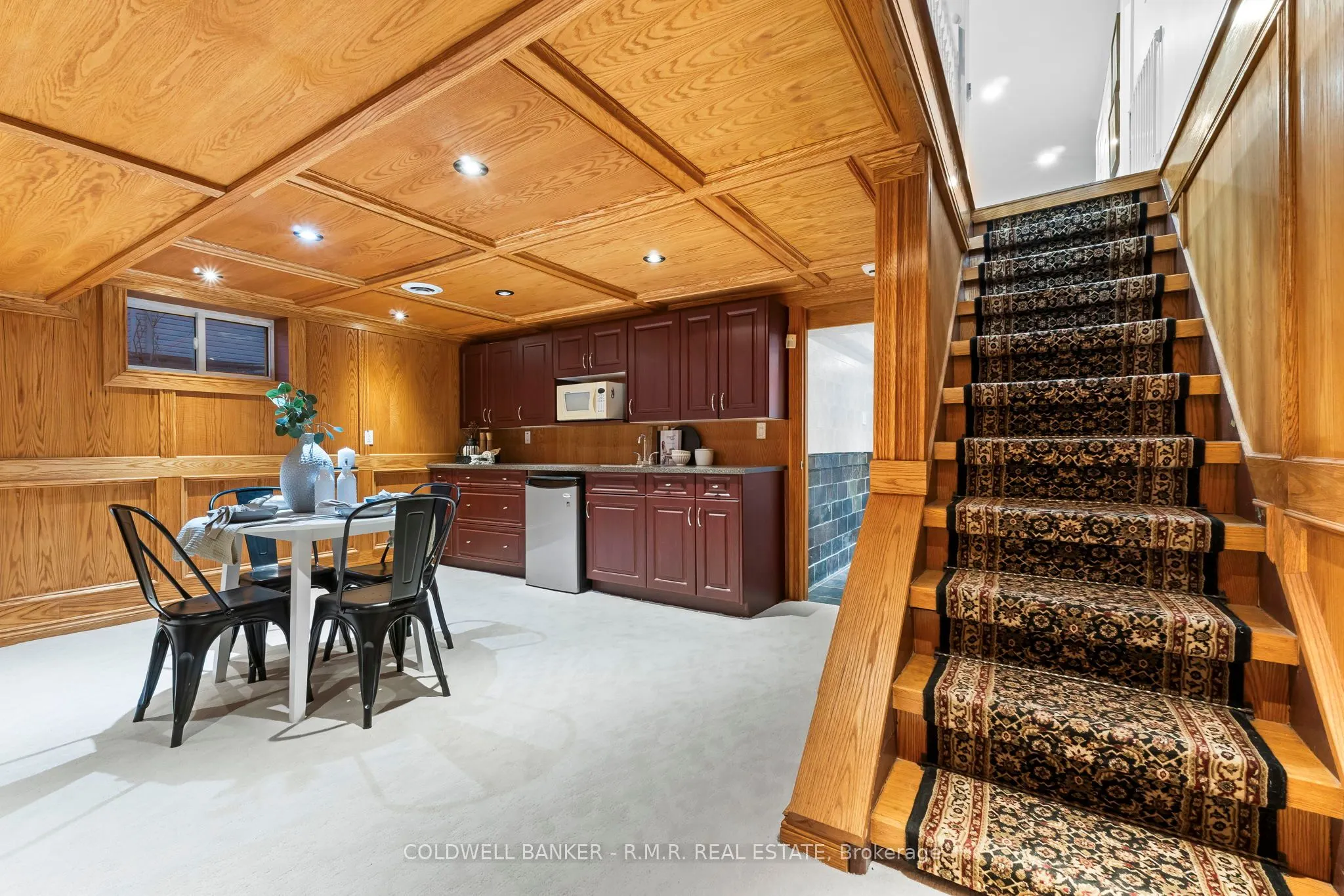 536 Riverside Drive