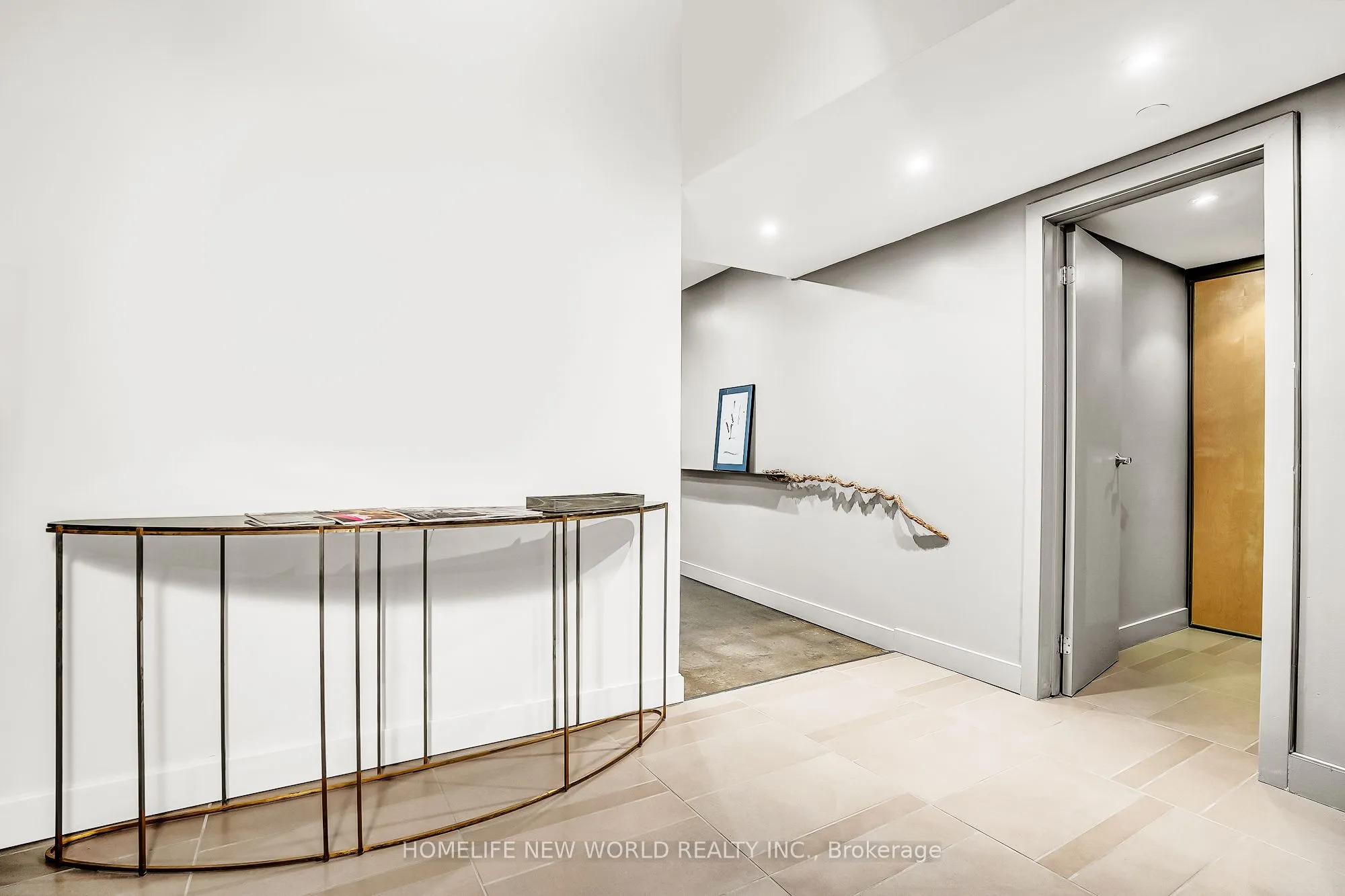 1173 Dundas Street E, #131