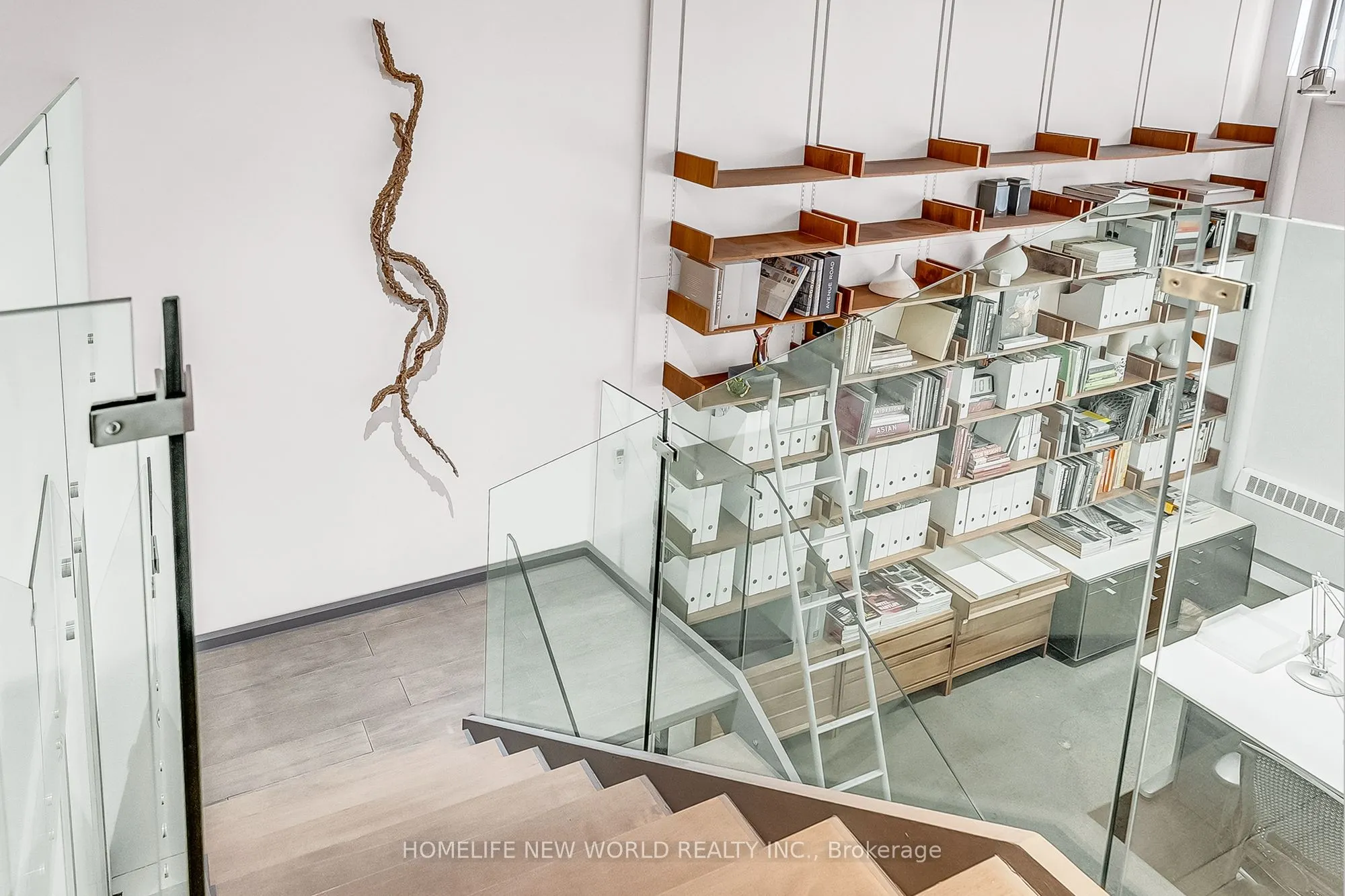 1173 Dundas Street E, #131
