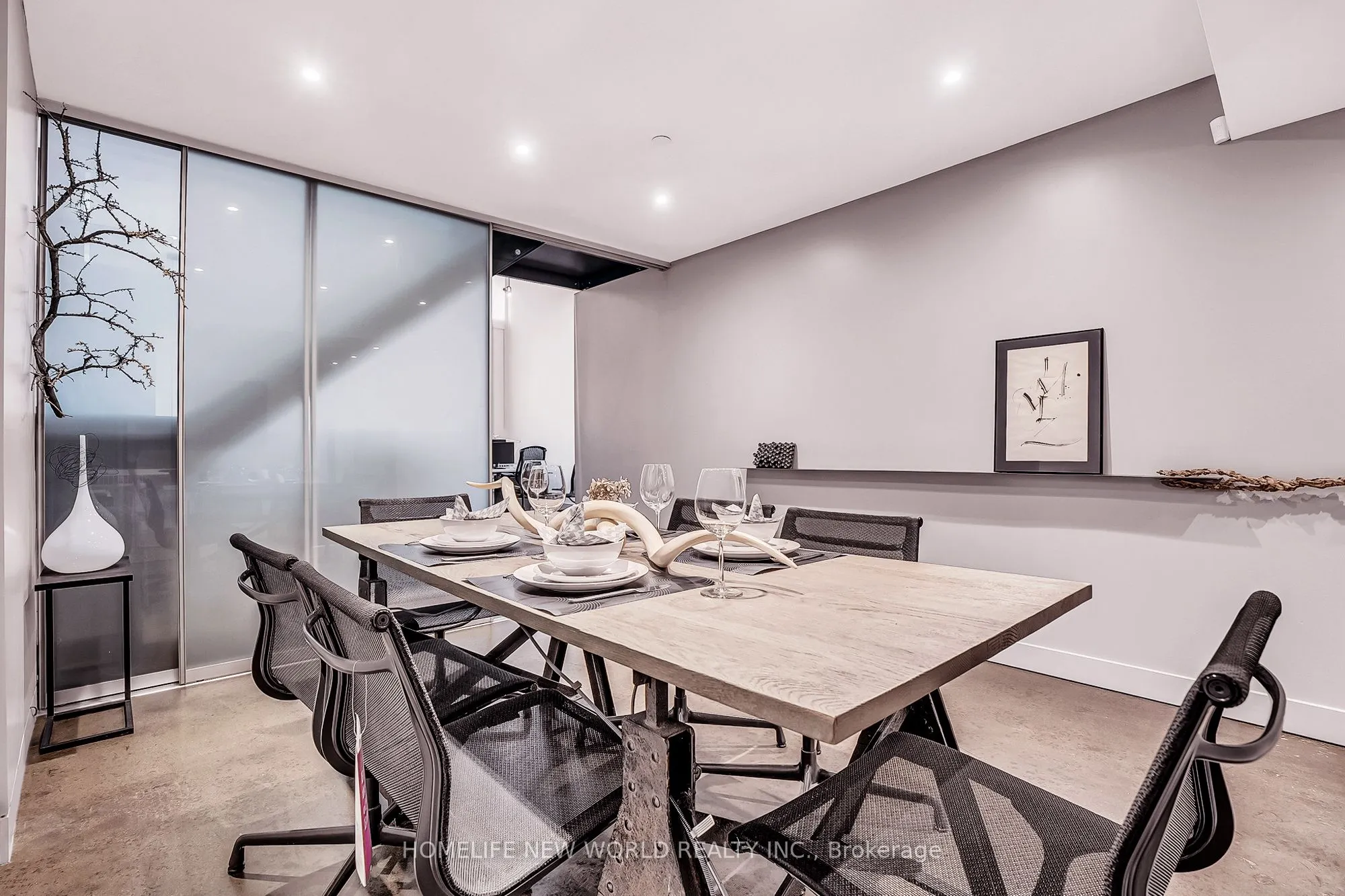1173 Dundas Street E, #131