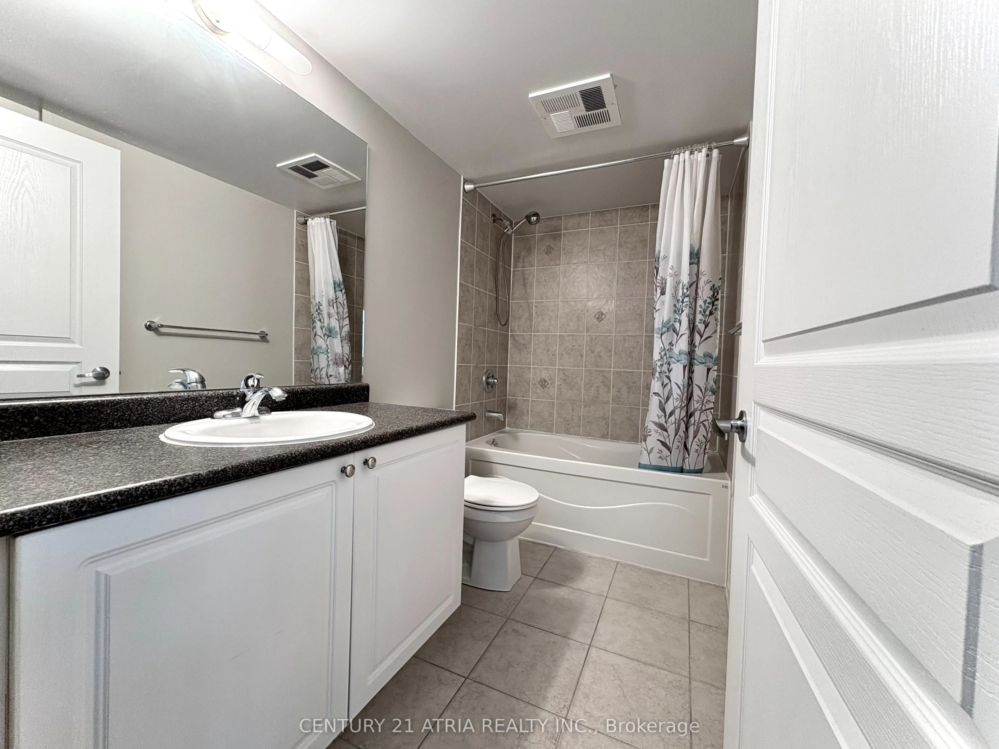 1600 Charles Street, #1005