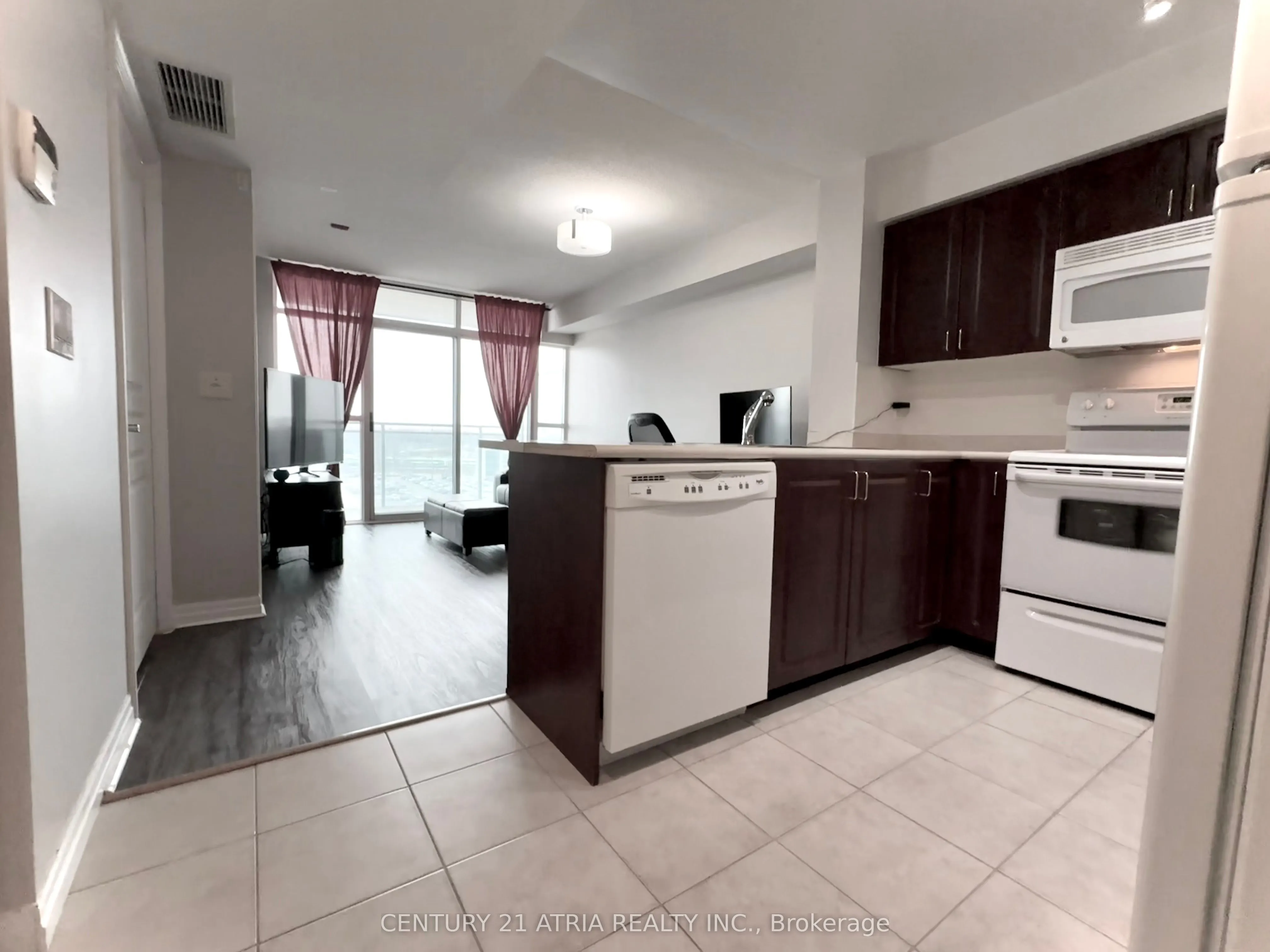 1600 Charles Street, #1005