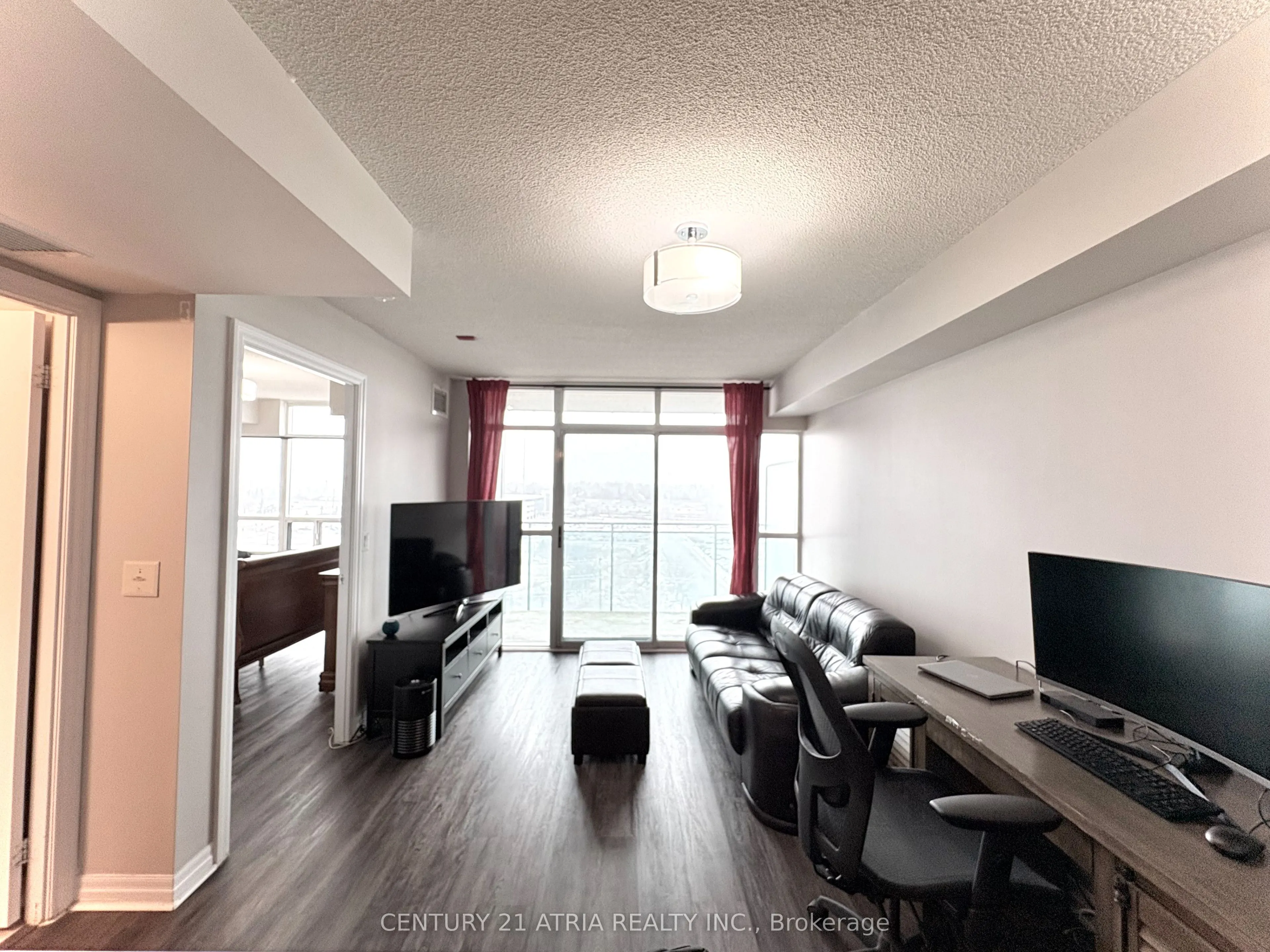 1600 Charles Street, #1005