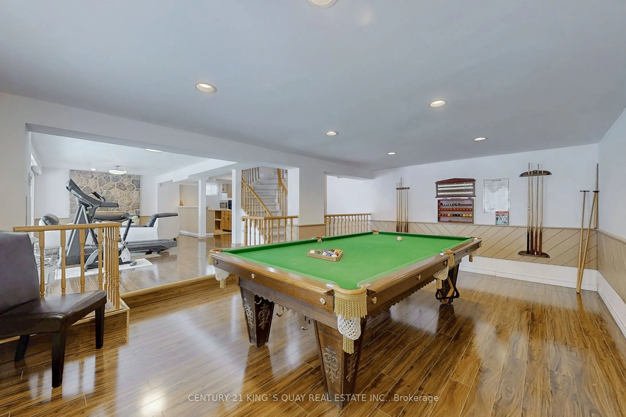 441 Broadgreen Street