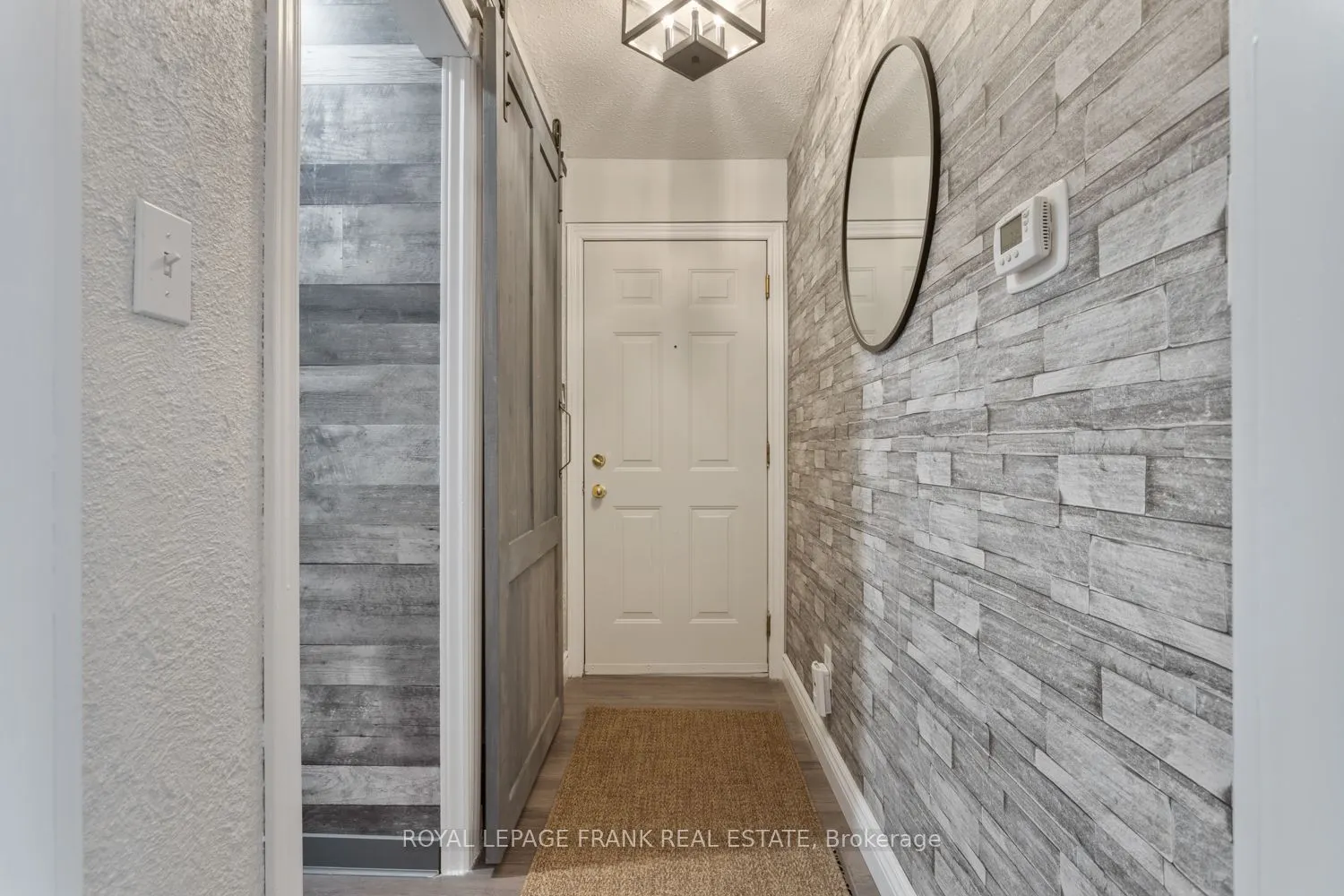 1331 Mary Street N, #17